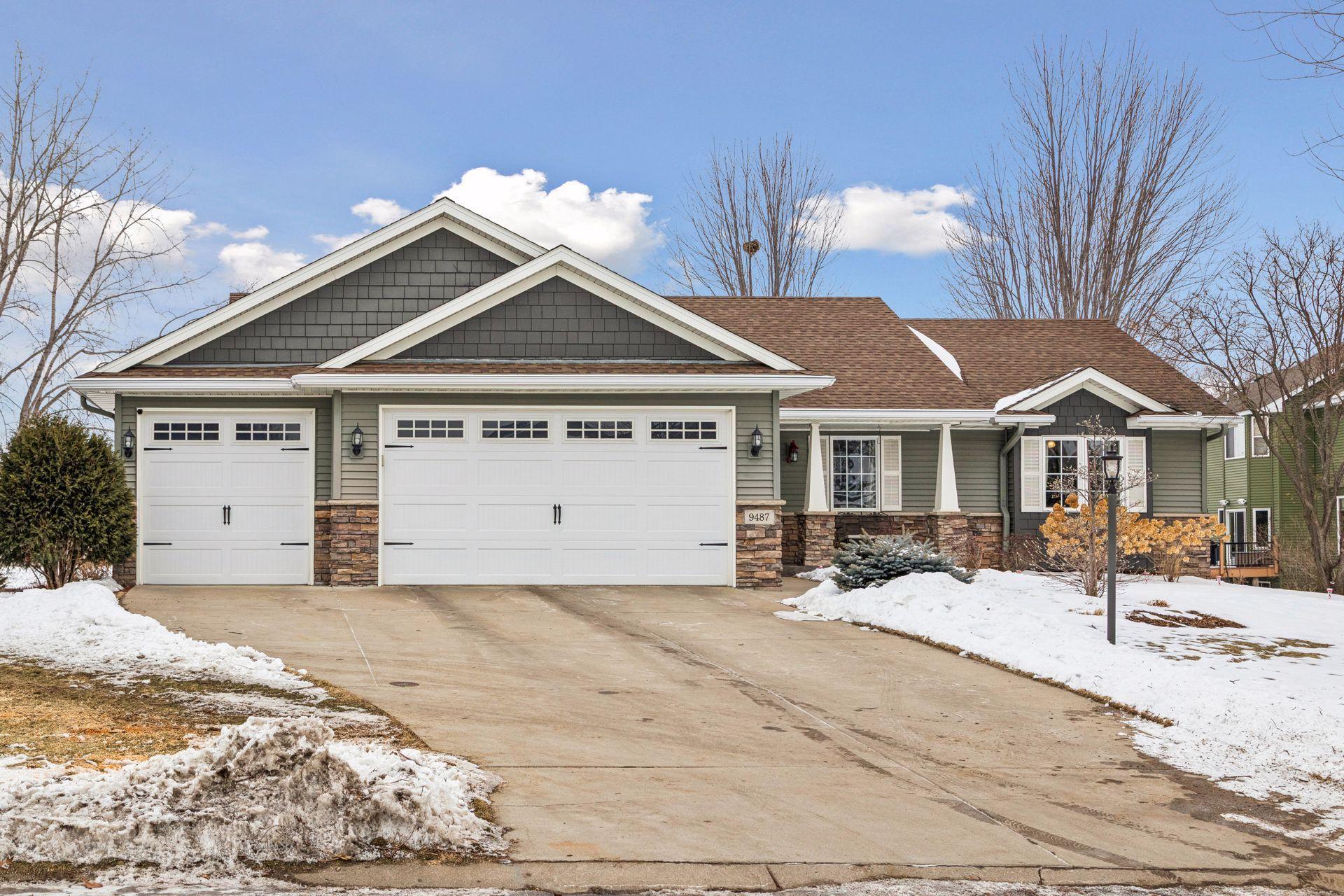 9487 208th Street W, Lakeville MN 55044