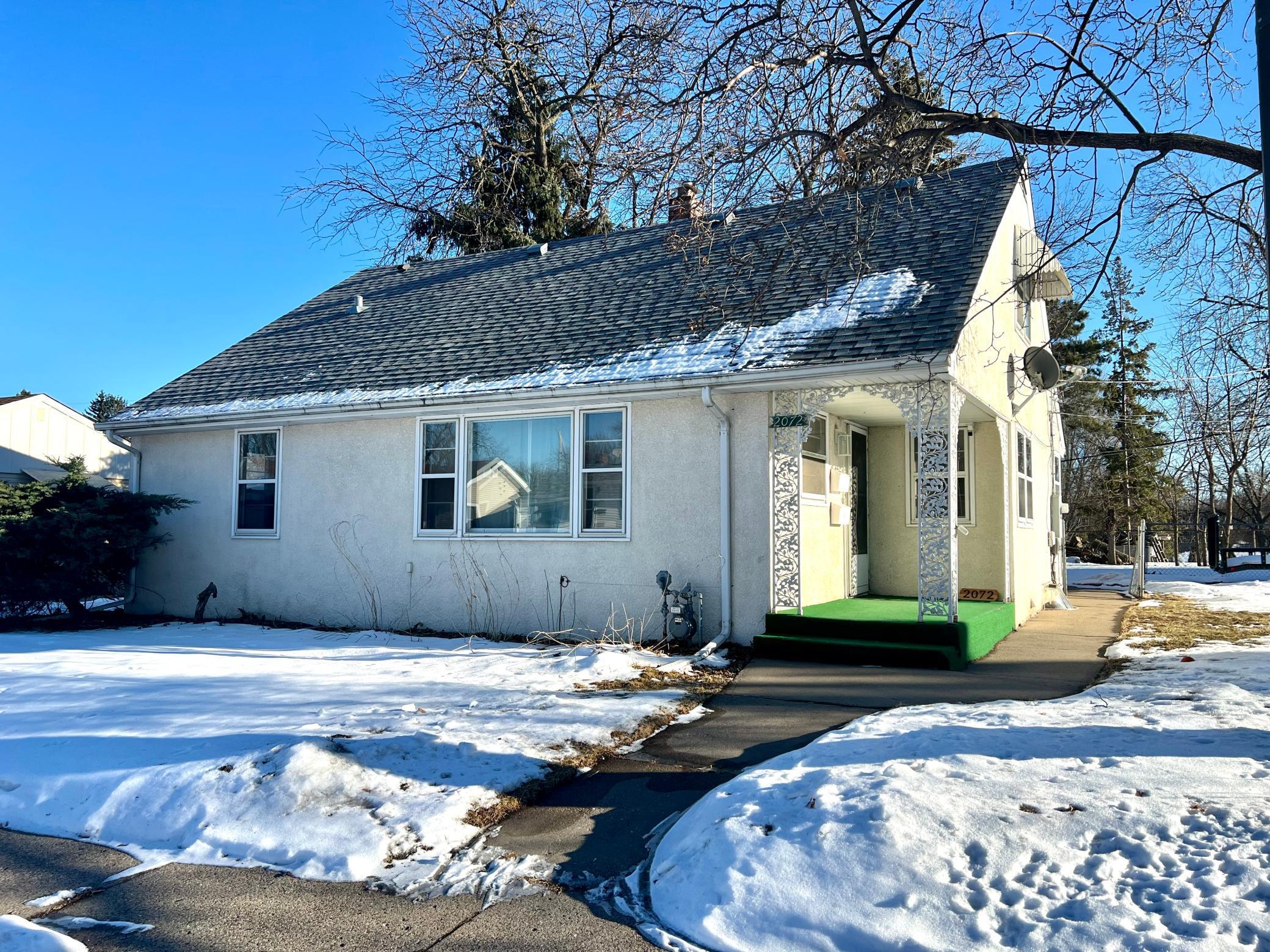 2072 Mohawk Avenue, Saint Paul MN 55119