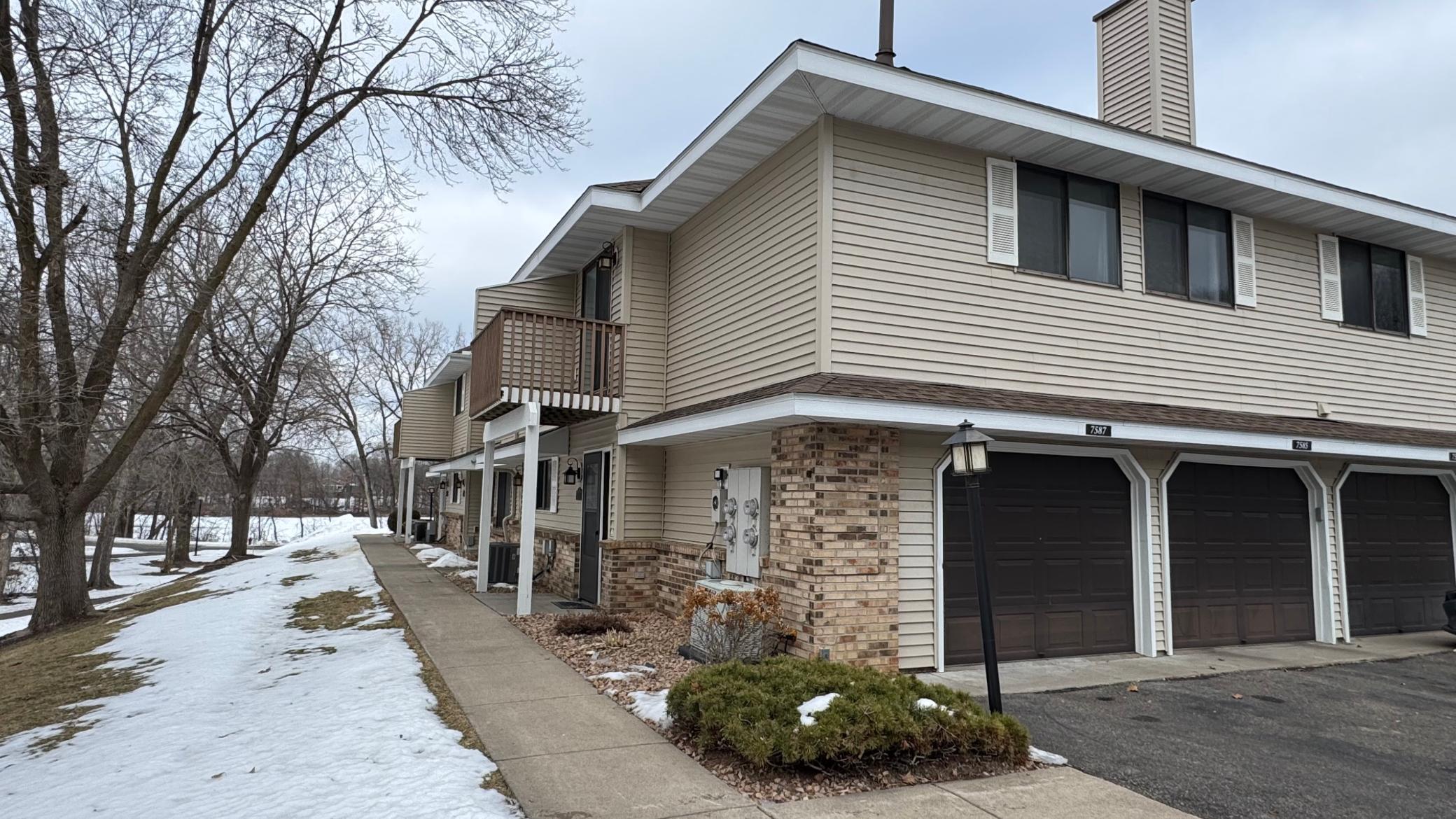 7587 Wedgewood Way, Maple Grove MN 55311