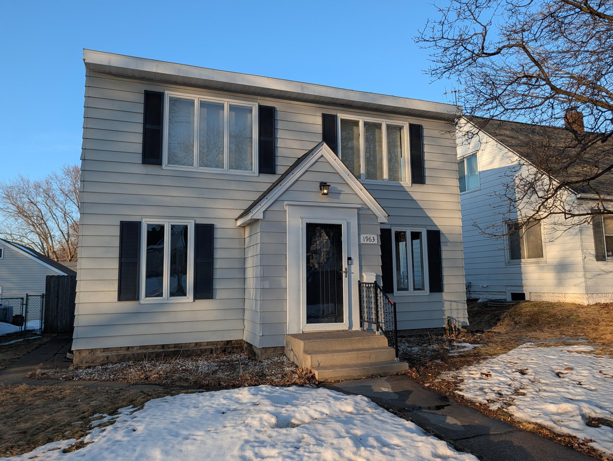 1963 Arlington Avenue E, Saint Paul MN 55119