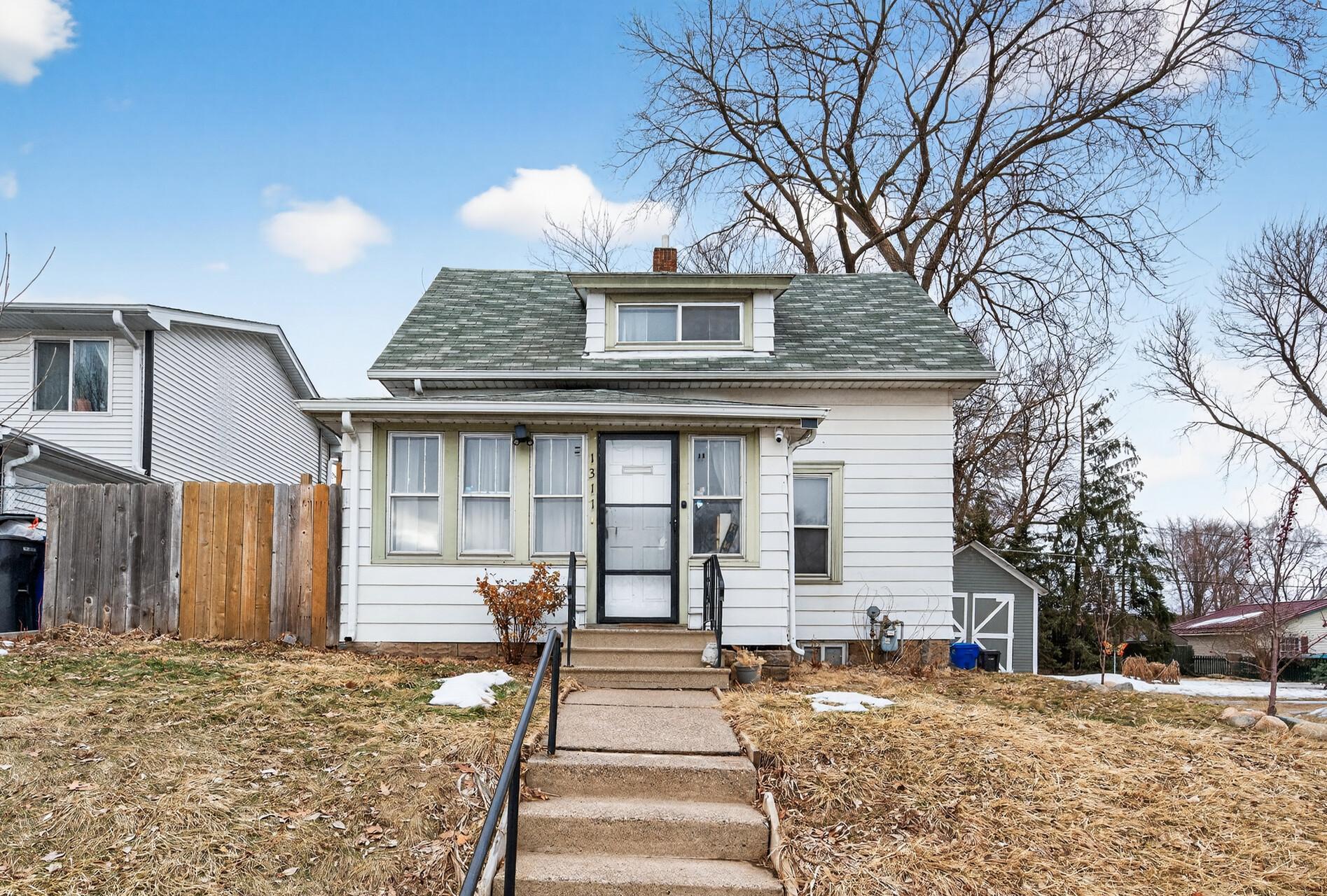 1311 Pacific Street, Saint Paul MN 55106