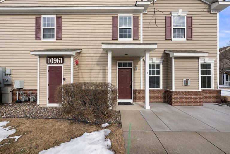 10961 Fergus Street NE Unit A, Blaine MN 55449
