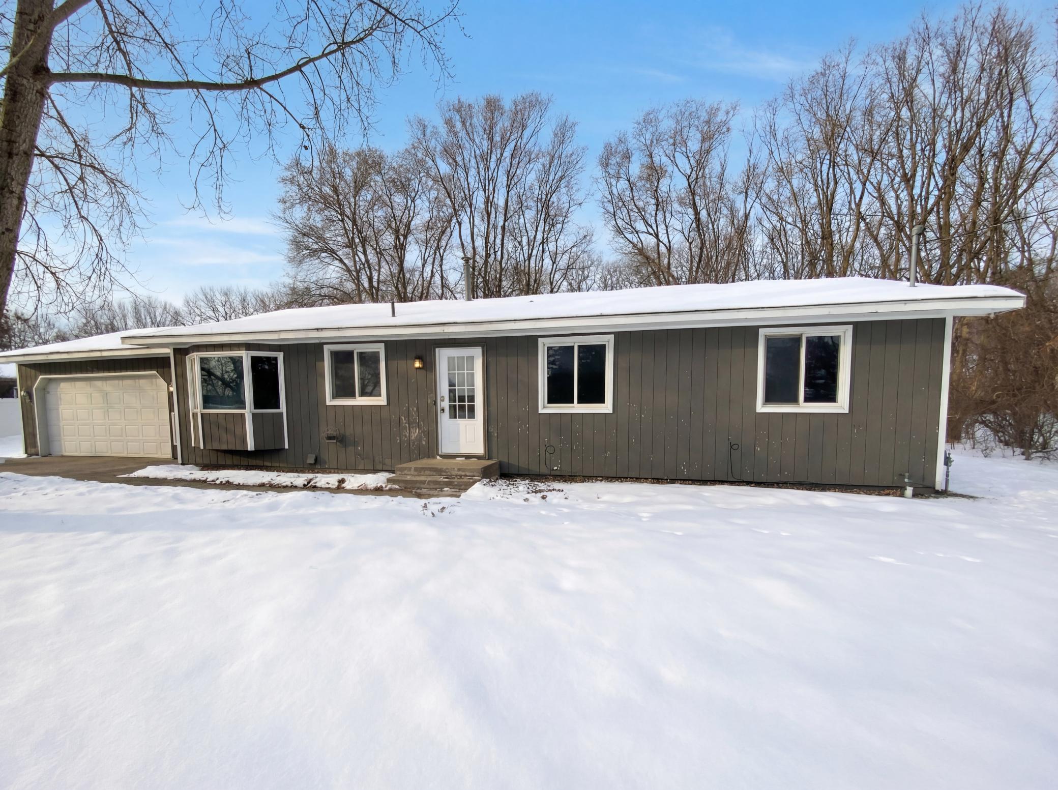 18817 Kenwood Trail, Lakeville MN 55044