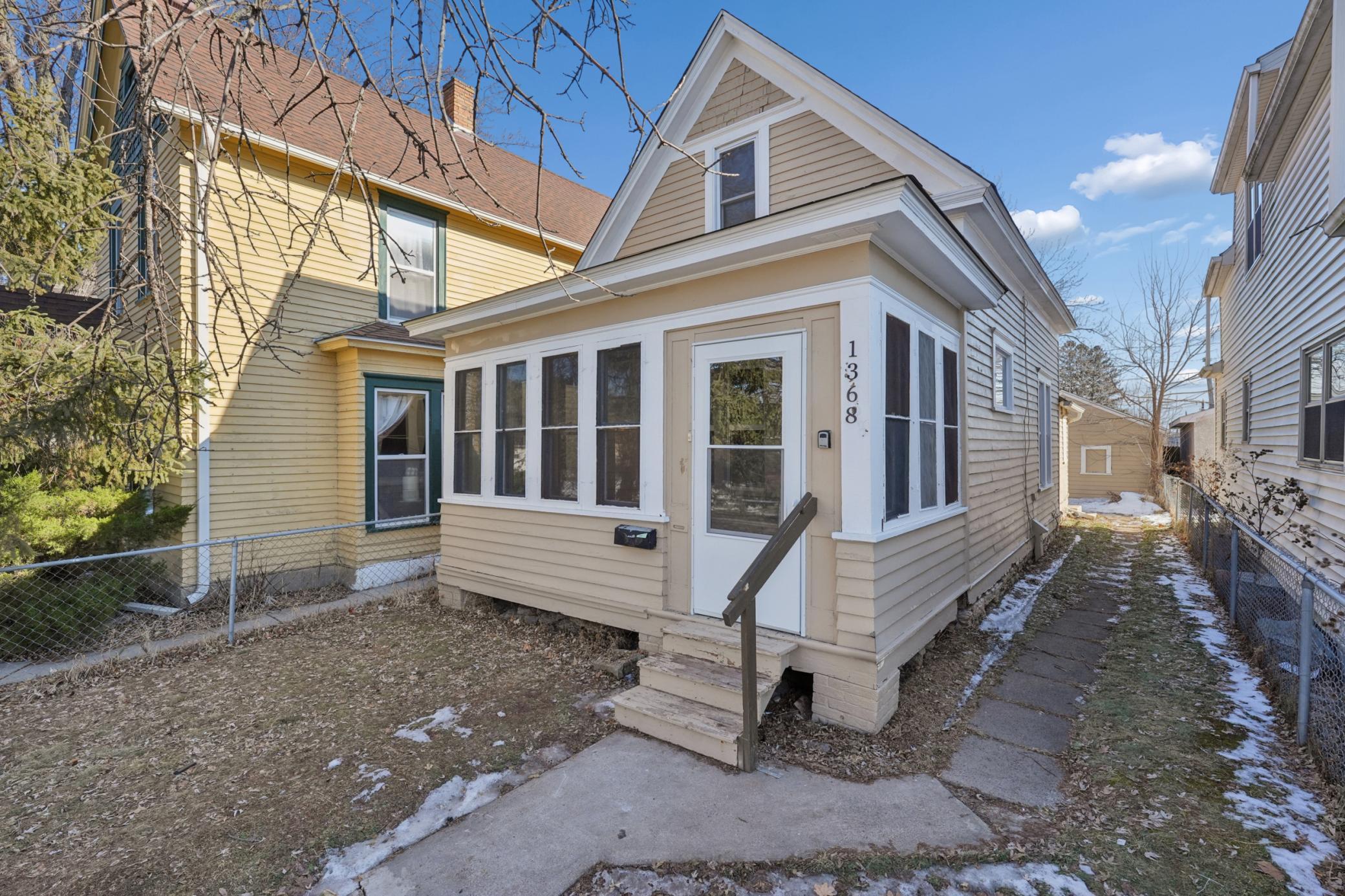 1368 Payne Avenue, Saint Paul MN 55130