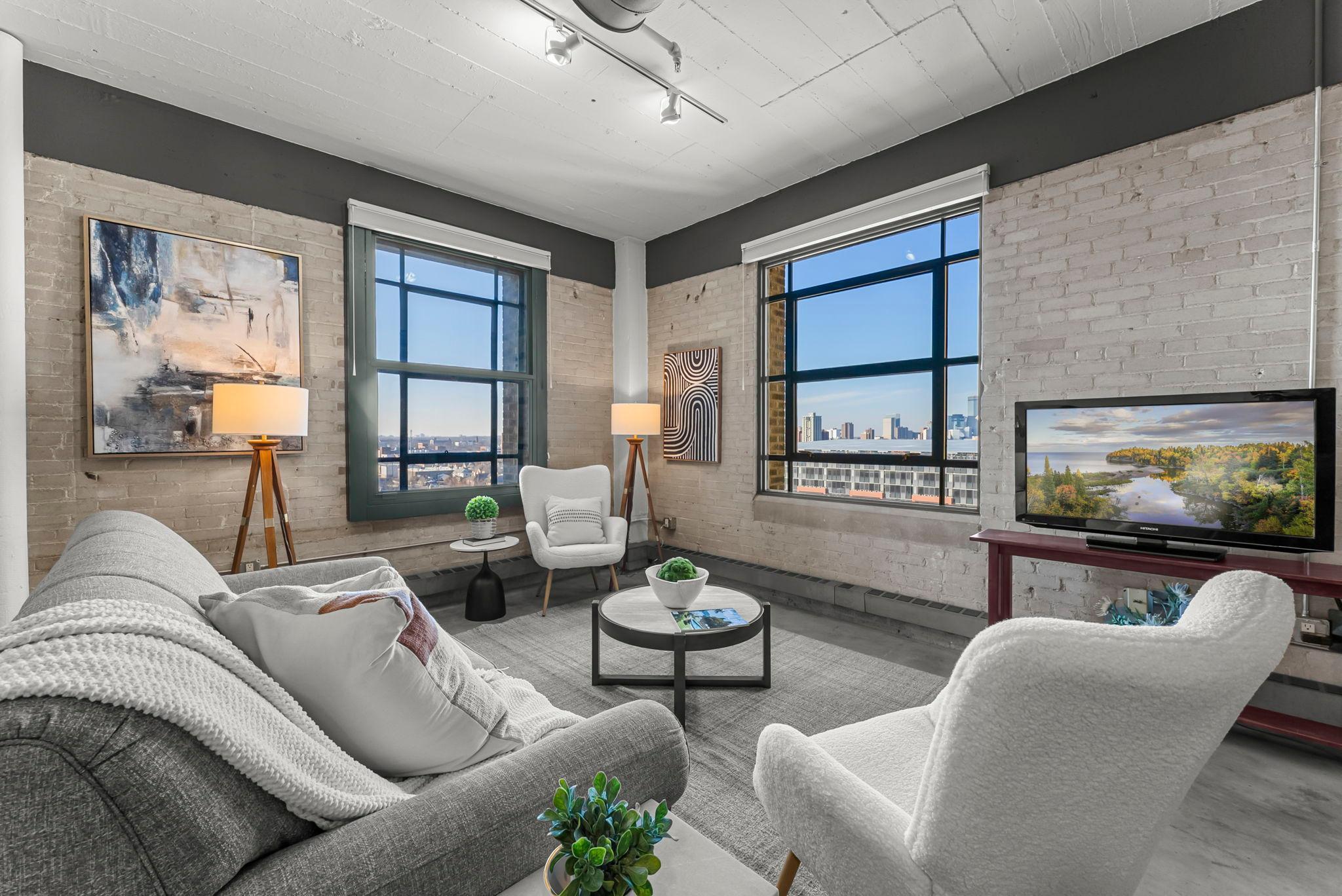 2929 Chicago Avenue Unit 907, Minneapolis MN 55407