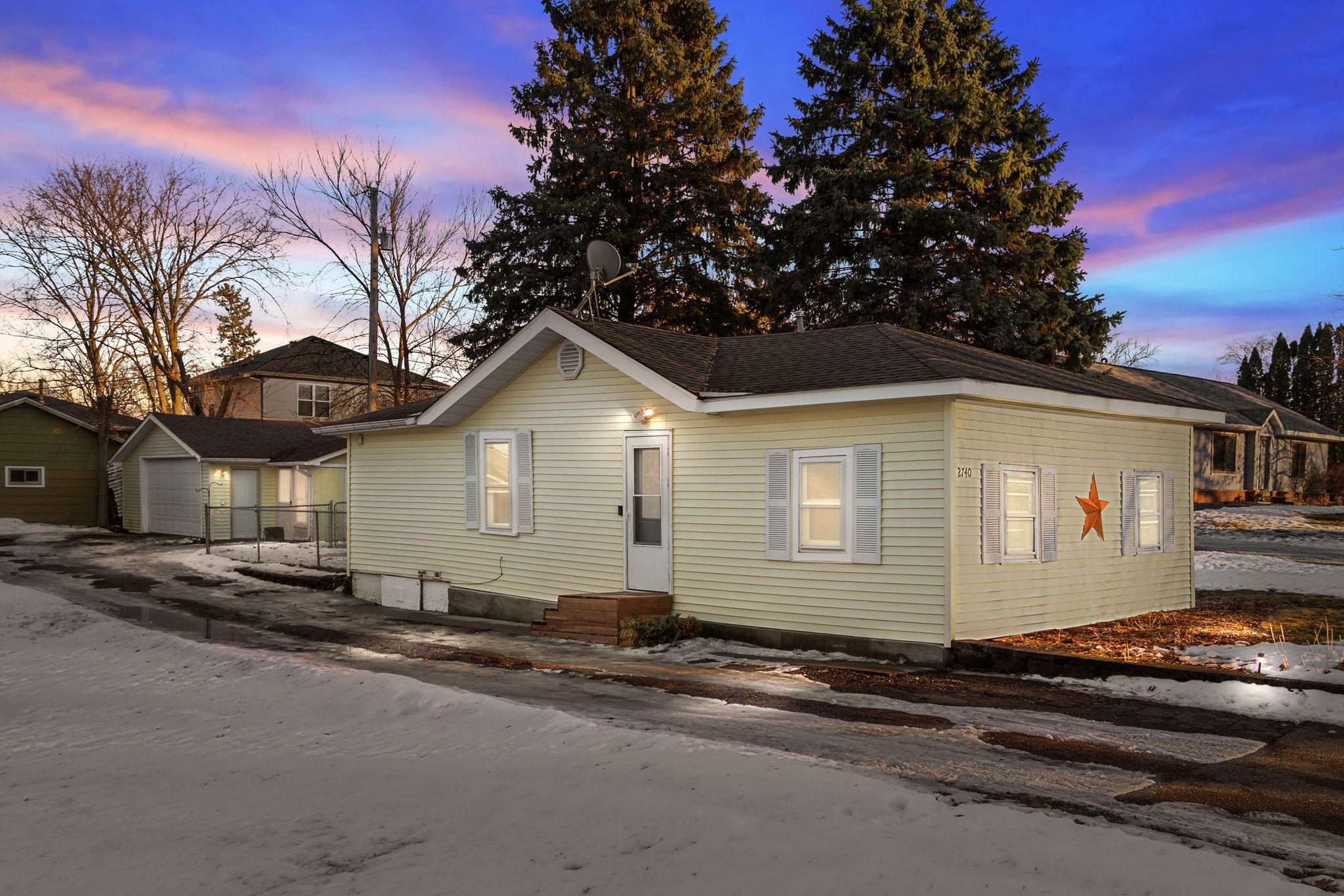 2740 Larch Lane N, Plymouth MN 55441