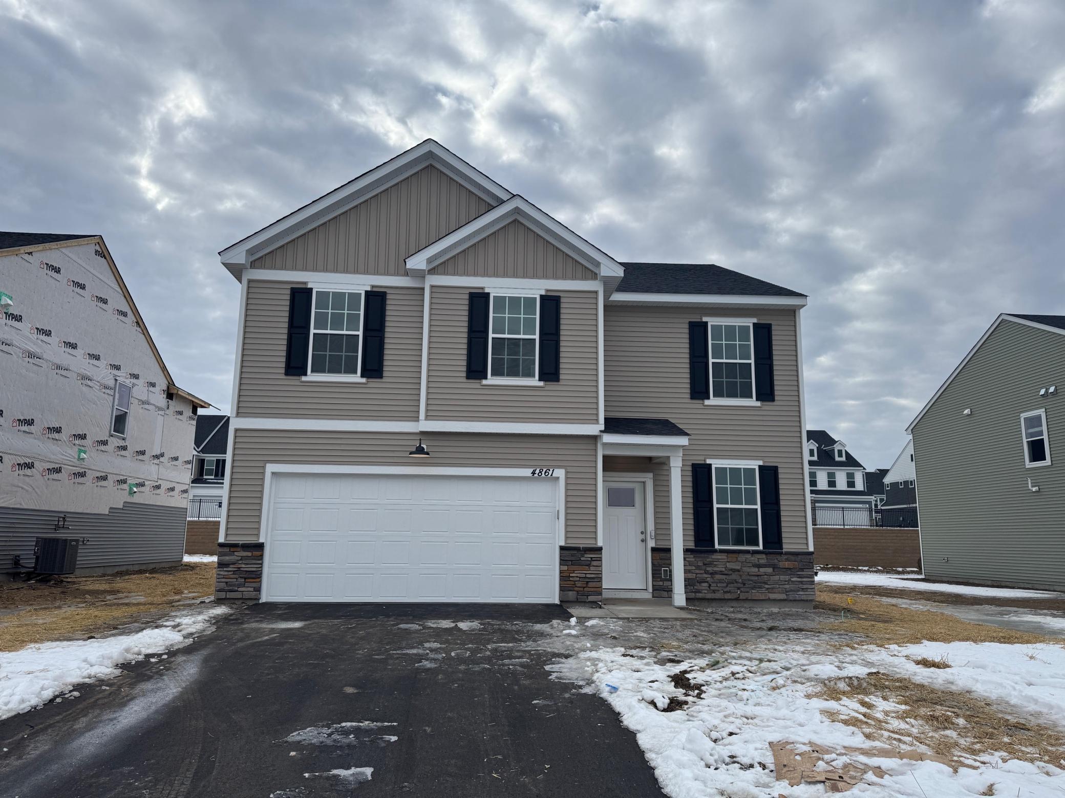 4861 Island Park Drive, Woodbury MN 55129