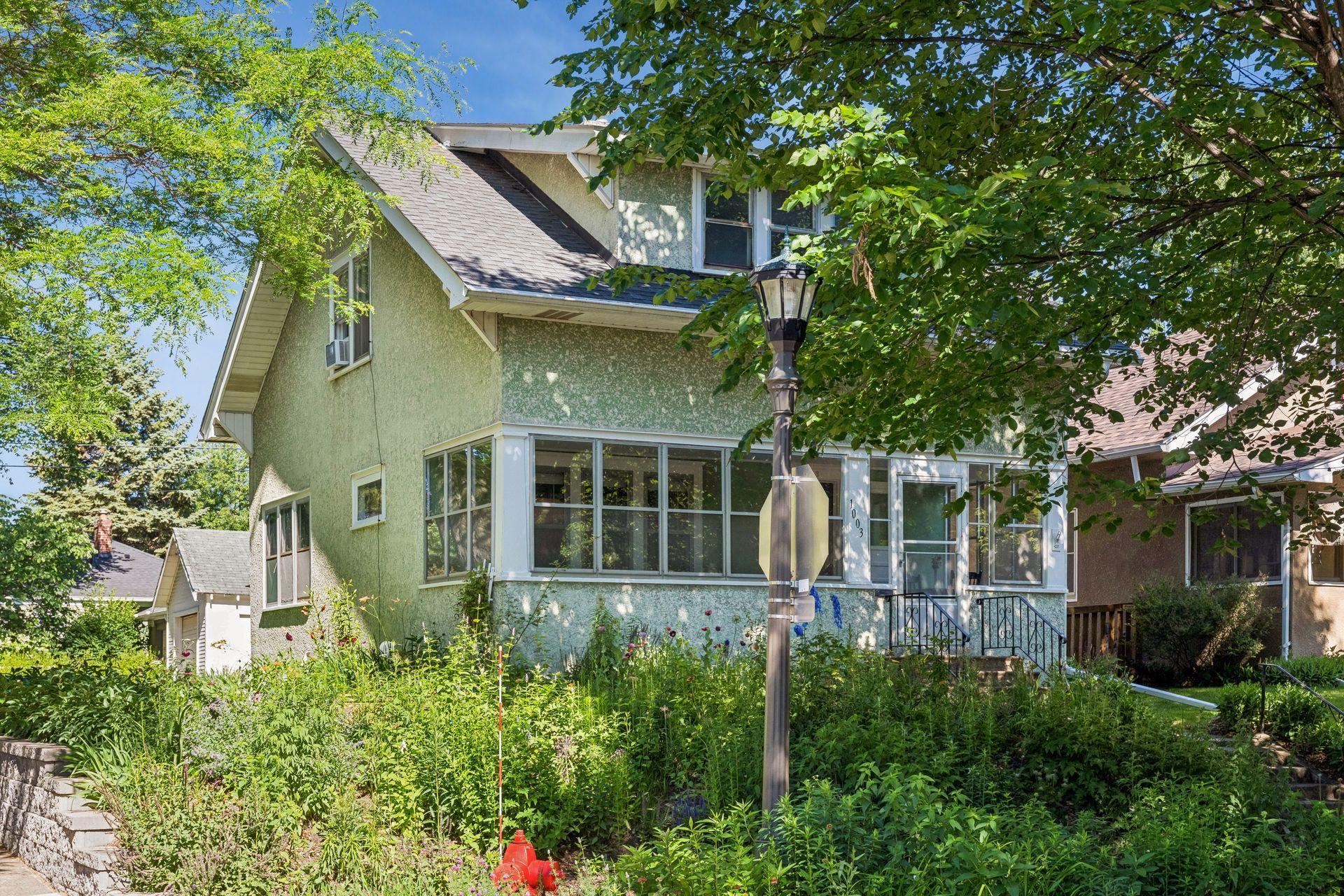 1003 Avon Street N, Saint Paul MN 55103