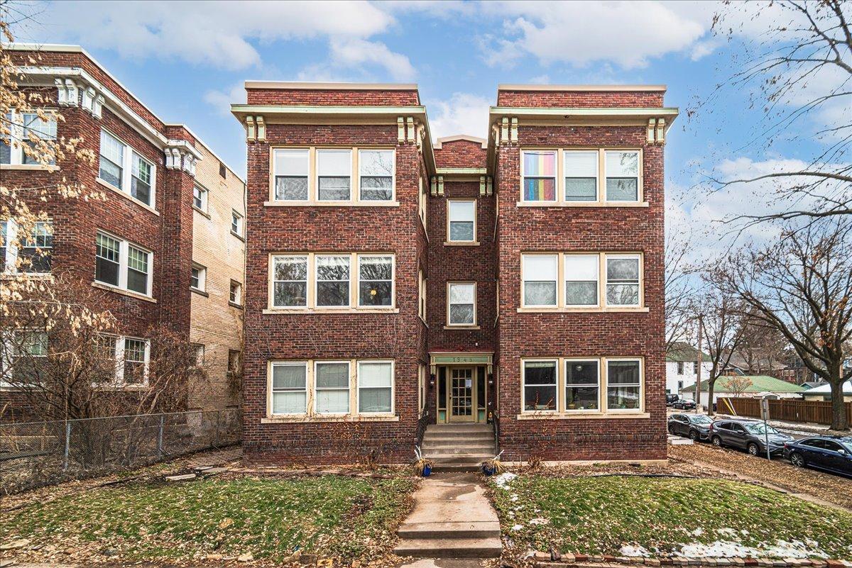 1945 Fremont Avenue S Unit 3, Minneapolis MN 55403