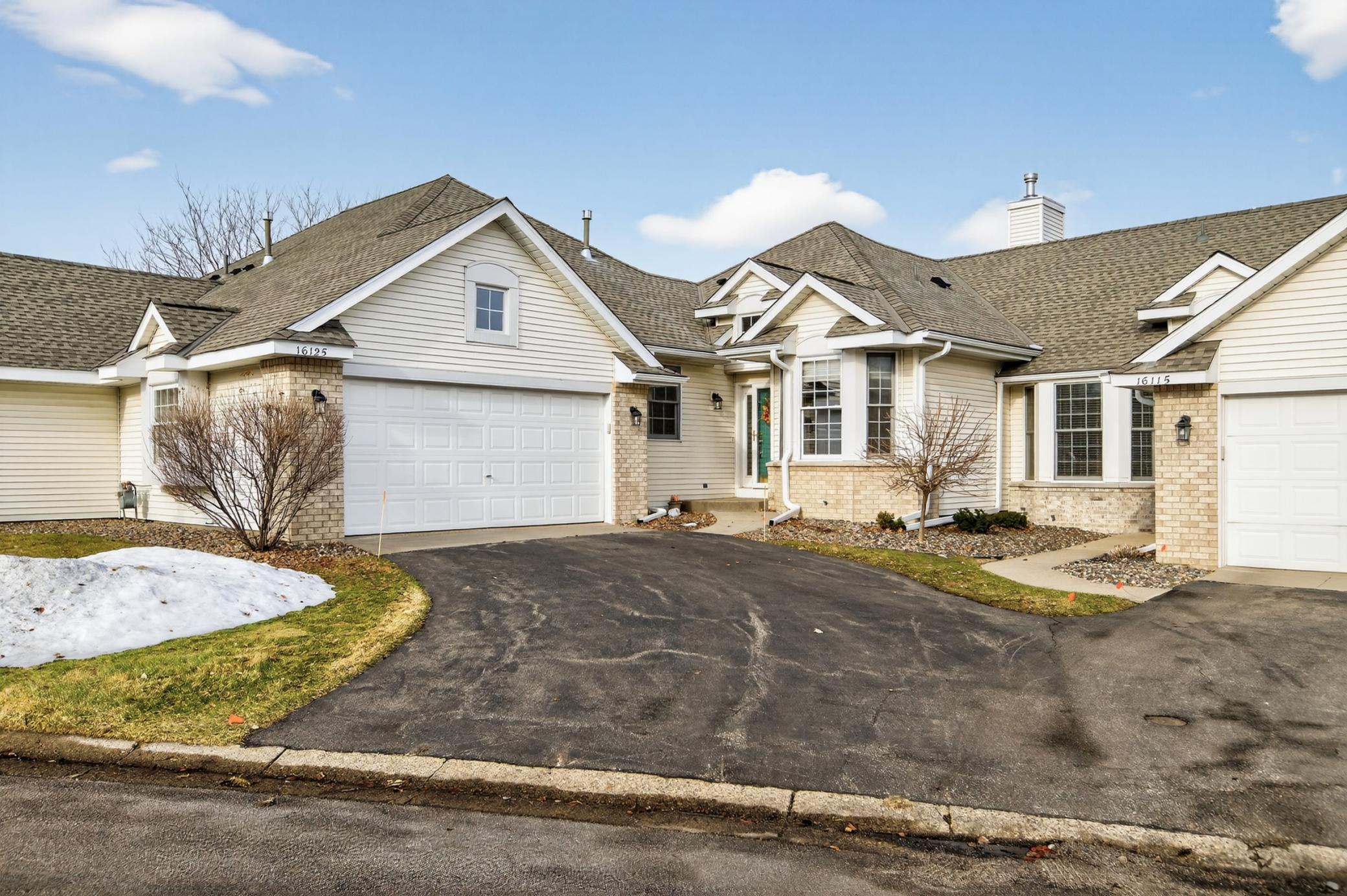 16125 Crystal Hills Drive, Lakeville MN 55044