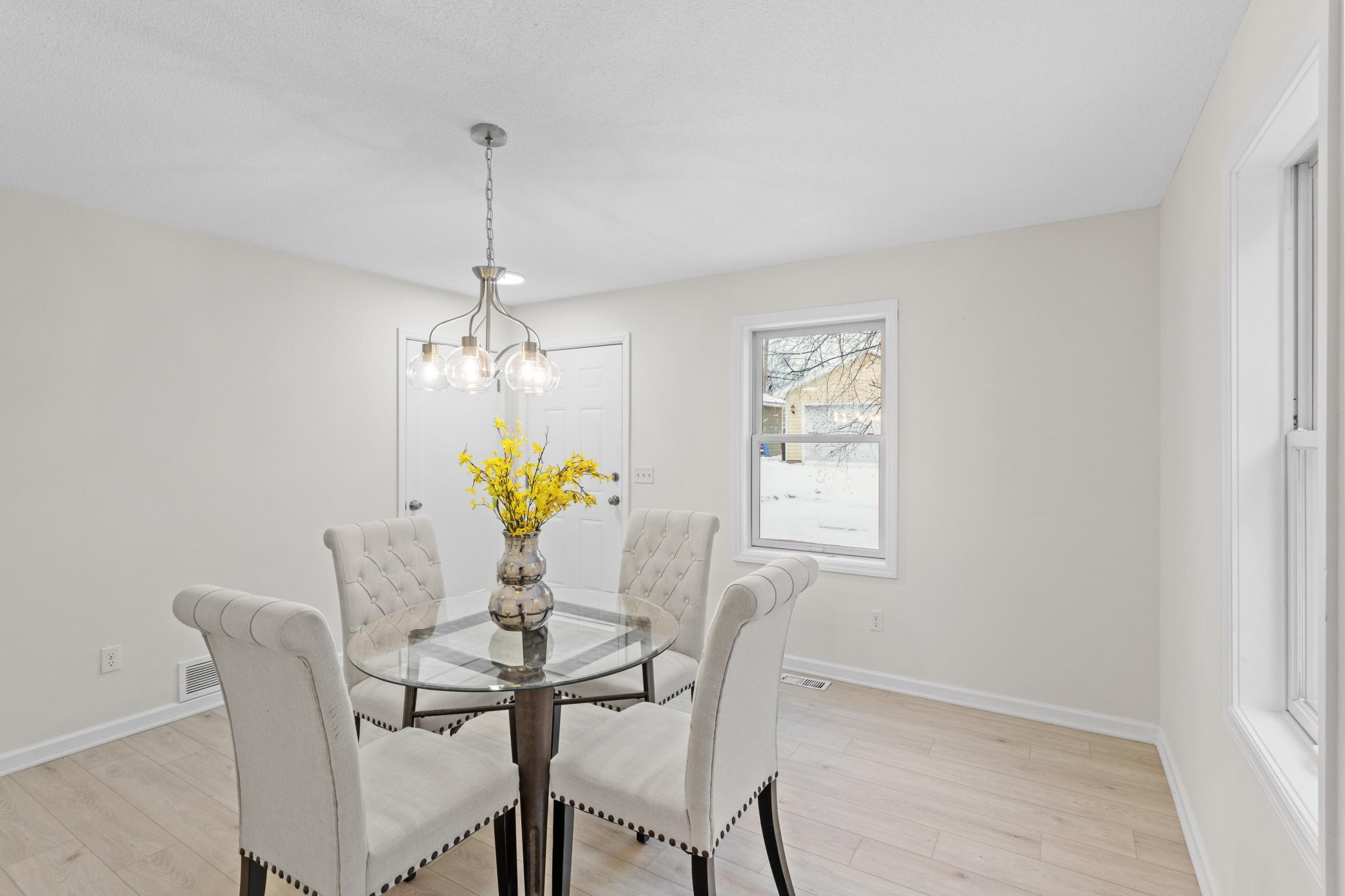 2210 Irving Avenue N, Minneapolis MN 55411