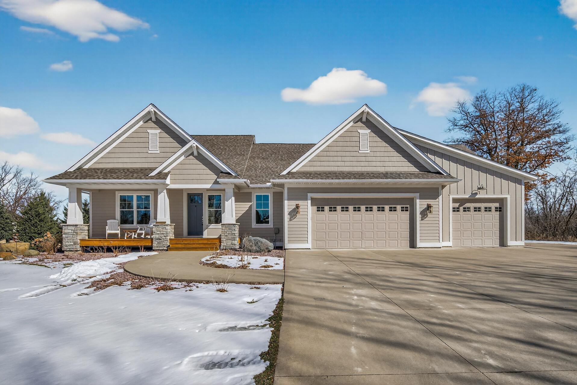 24111 Rice Lake Drive, Lakeville MN 55044