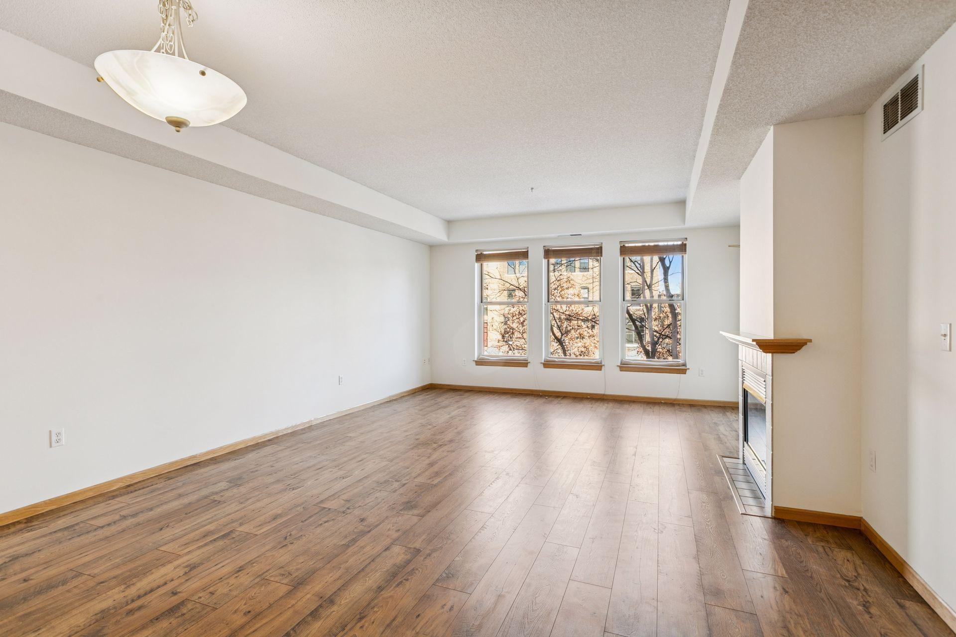 645 N 1st Street Unit 306, Minneapolis MN 55401