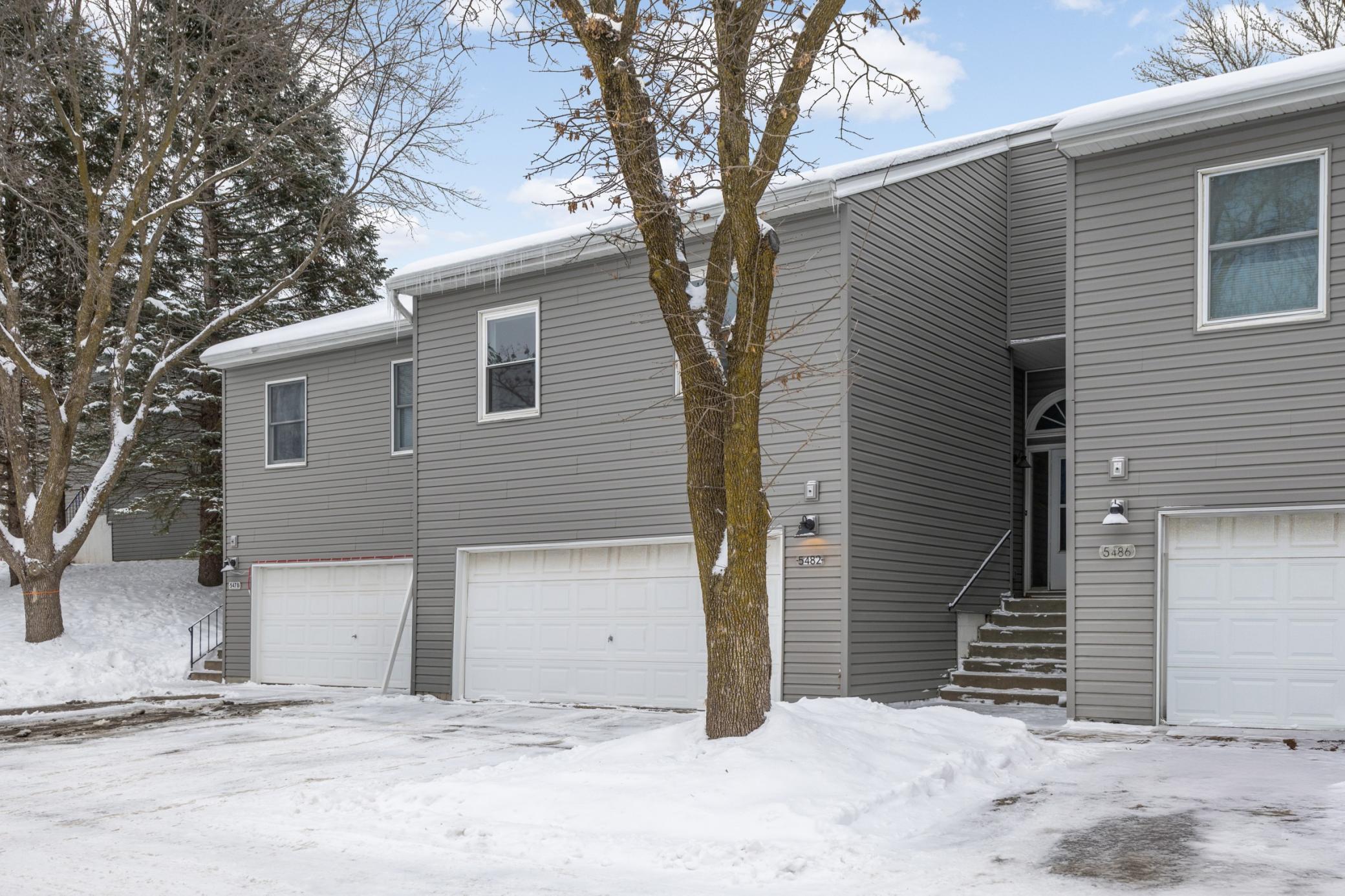 5482 Egan Drive, Savage MN 55378