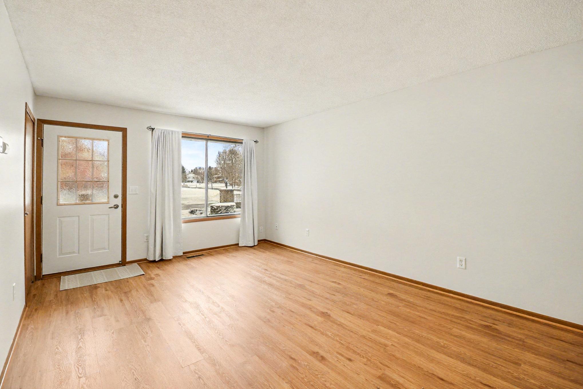 13152 90th Place N, Maple Grove MN 55369