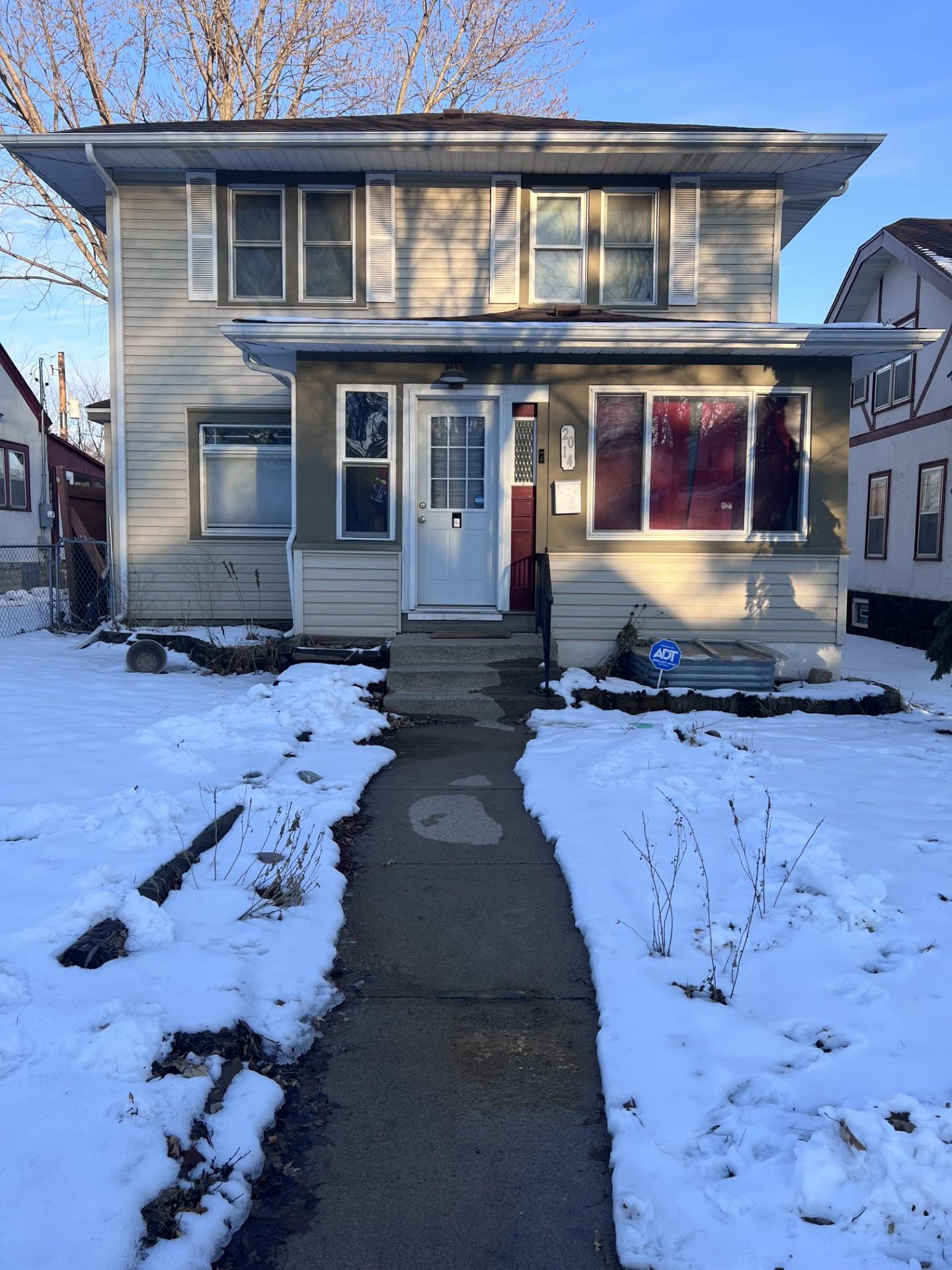 2014 Thomas Avenue N, Minneapolis MN 55411