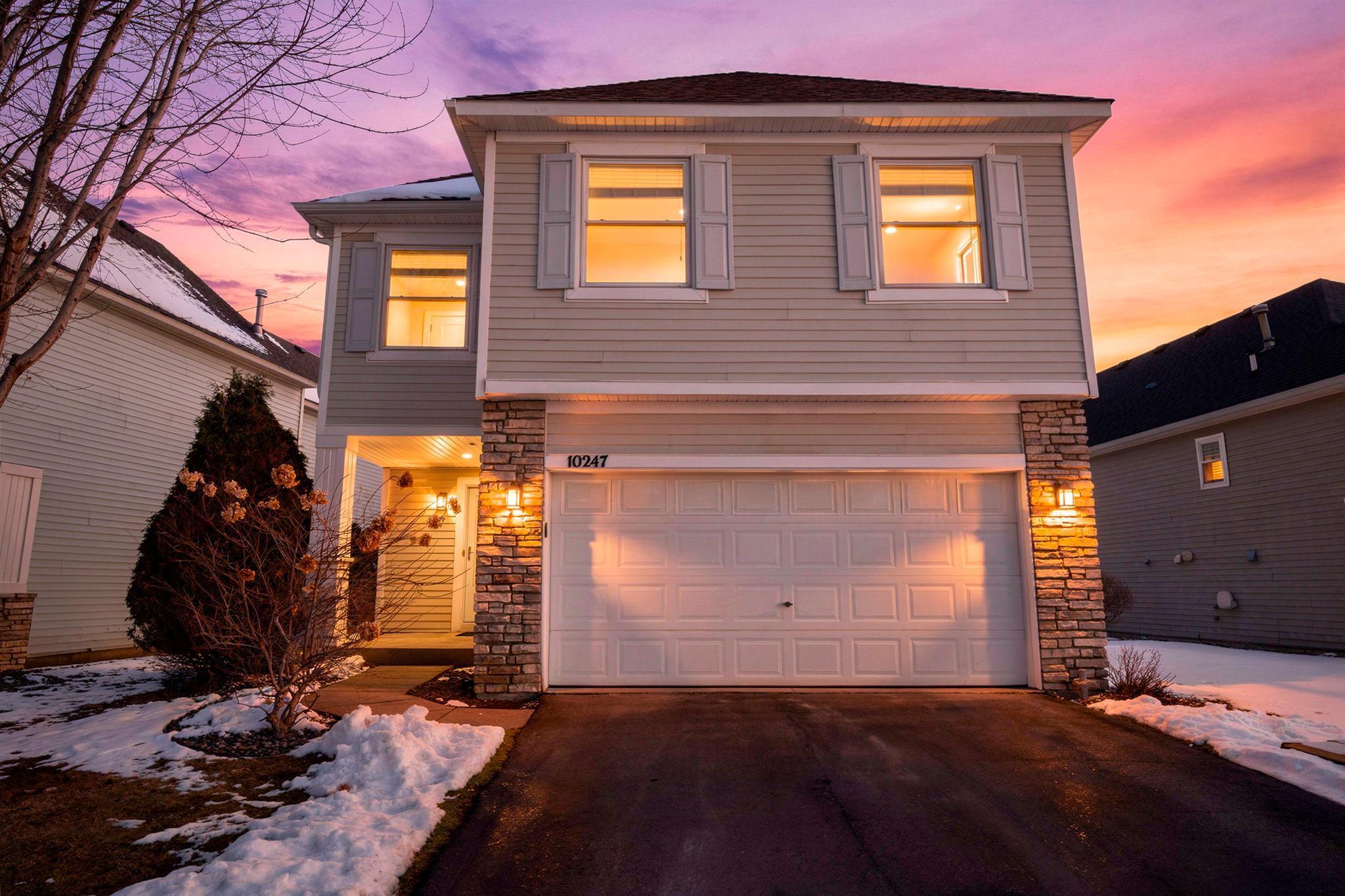 10247 Country Club Curve, Woodbury MN 55129