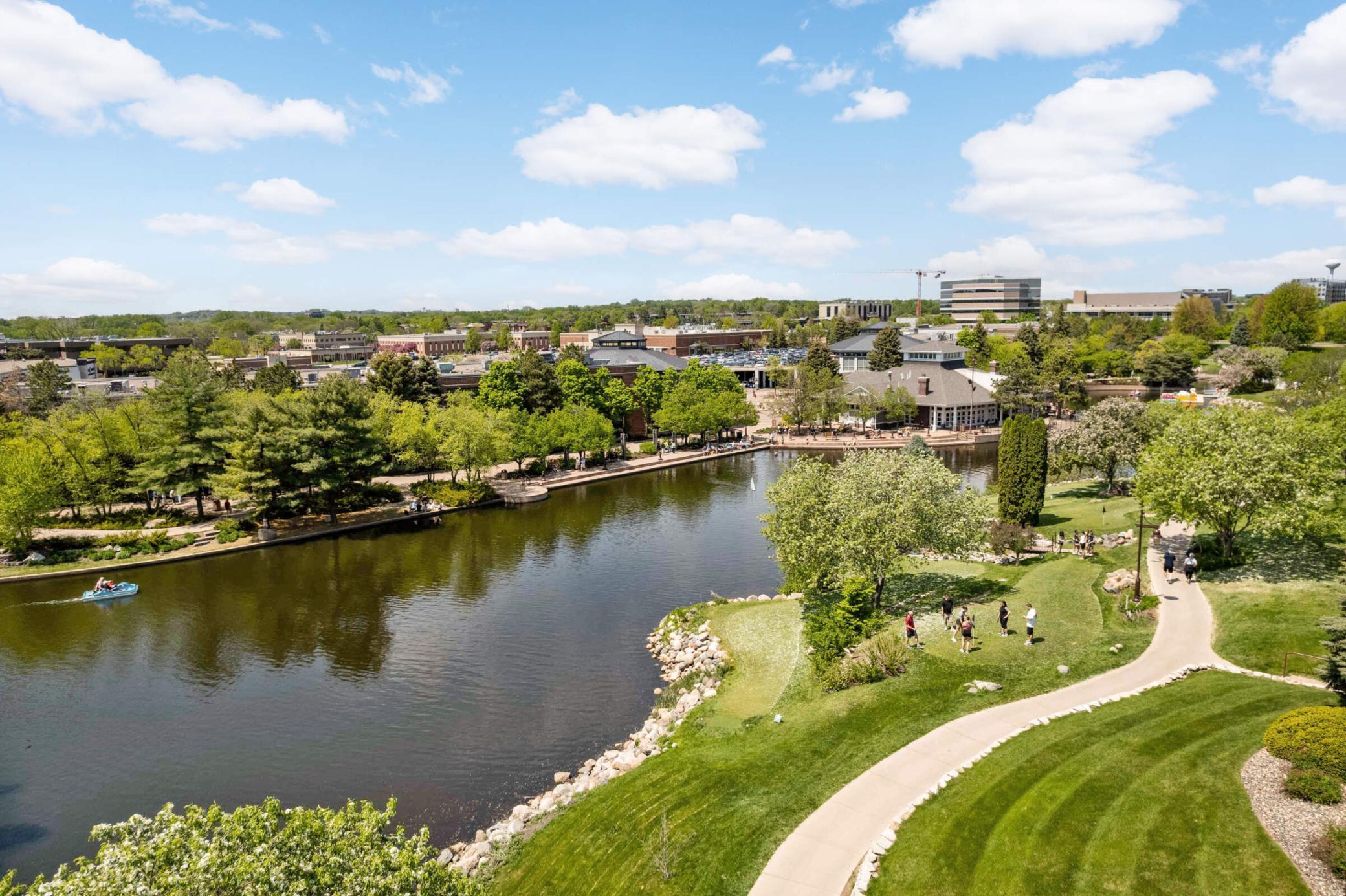 7540 Edinborough Way Unit 1319, Edina MN 55435