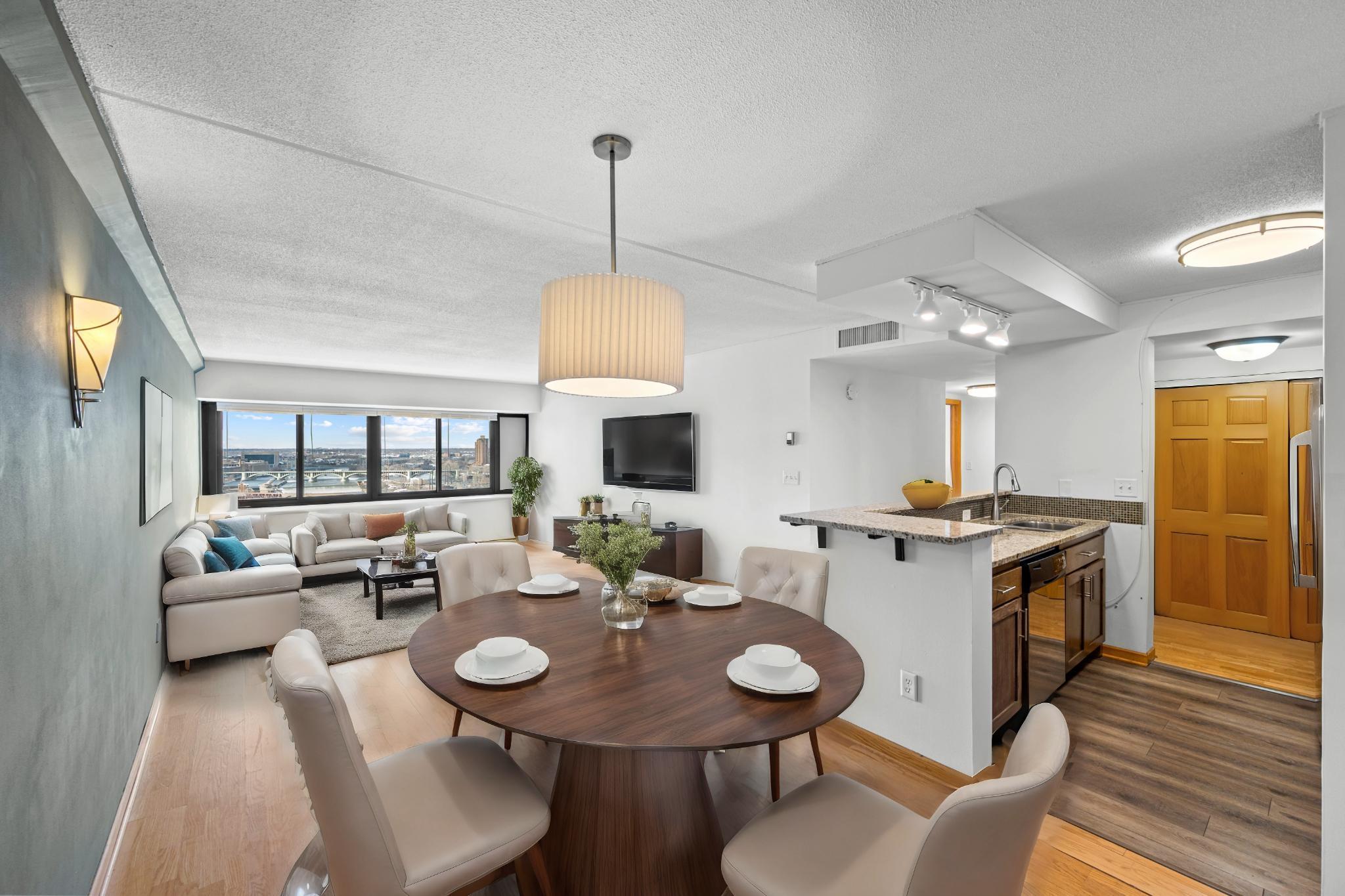 1920 S 1st Street Unit 2102, Minneapolis MN 55454