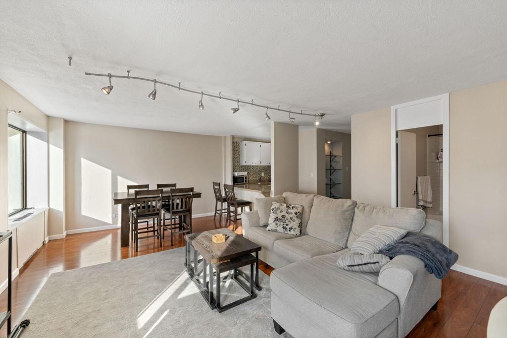 19 S 1st Street Unit B1503, Minneapolis MN 55401