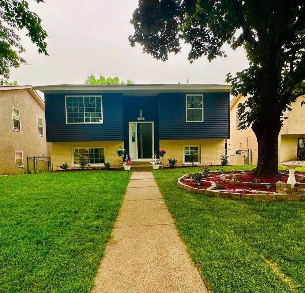 1809 Mechanic Avenue, Saint Paul MN 55119