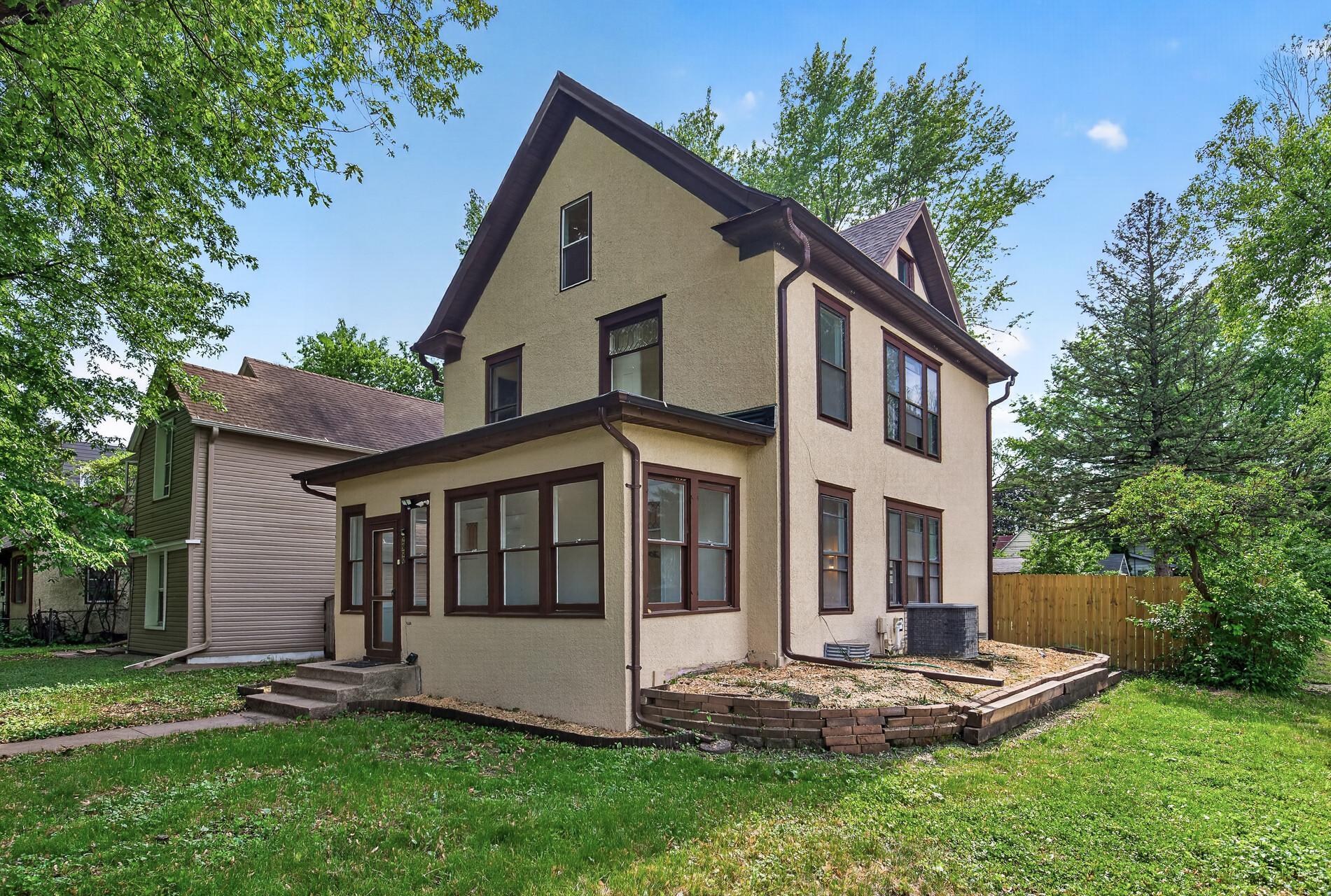 2900 30th Avenue S, Minneapolis MN 55406