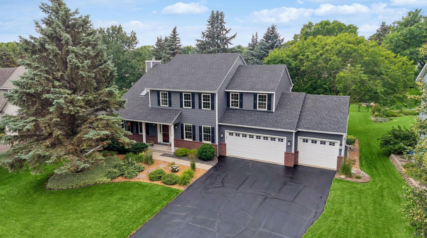 2178 Loyola Drive, Woodbury MN 55125