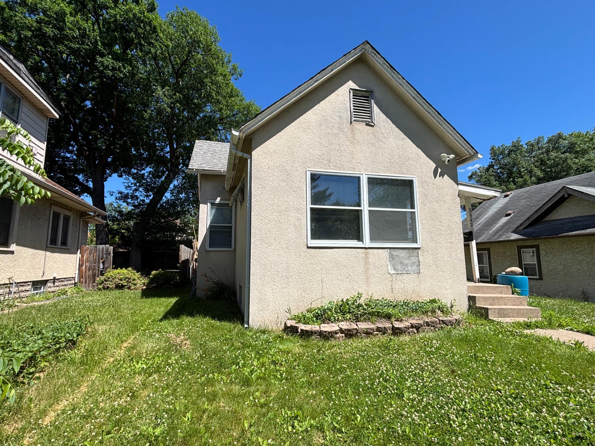 3542 Aldrich Avenue N, Minneapolis MN 55412