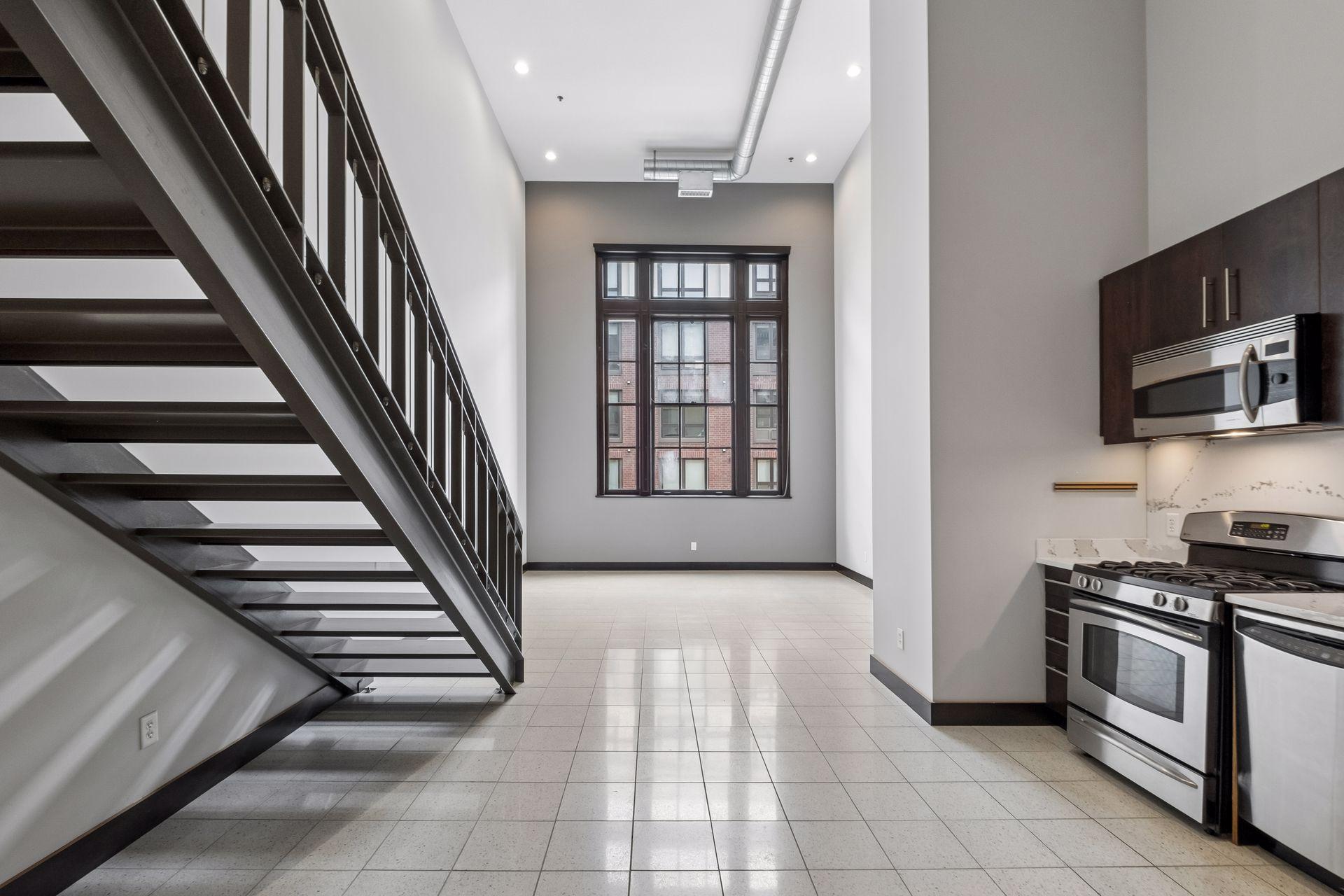 214 4th Street E Unit 103, Saint Paul MN 55101