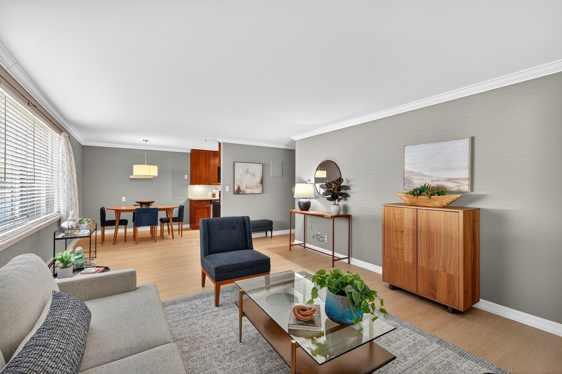 2700 W 44th Street Unit 104, Minneapolis MN 55410