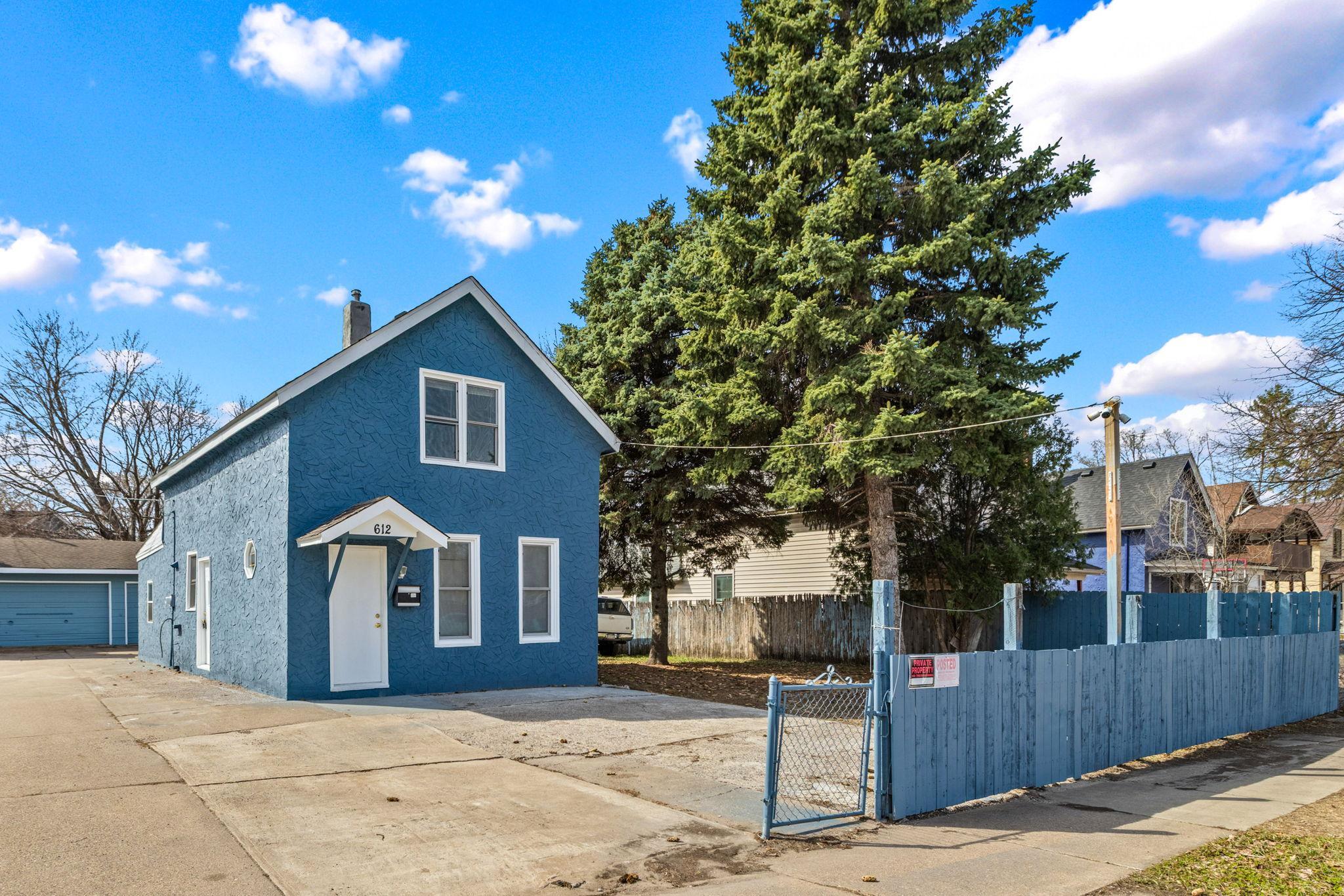 612 Bush Avenue, Saint Paul MN 55130