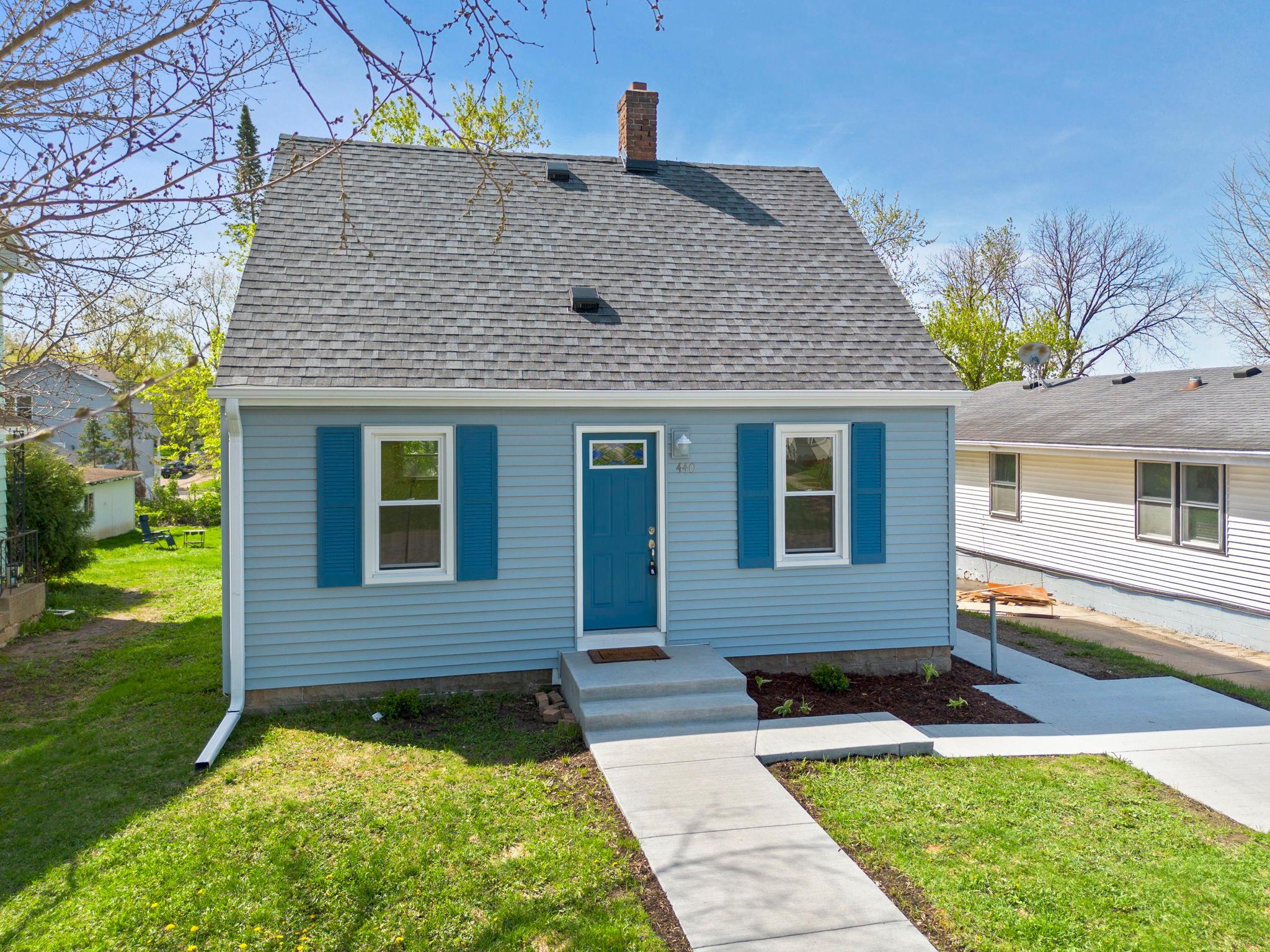 440 Nebraska Avenue E, Saint Paul MN 55130
