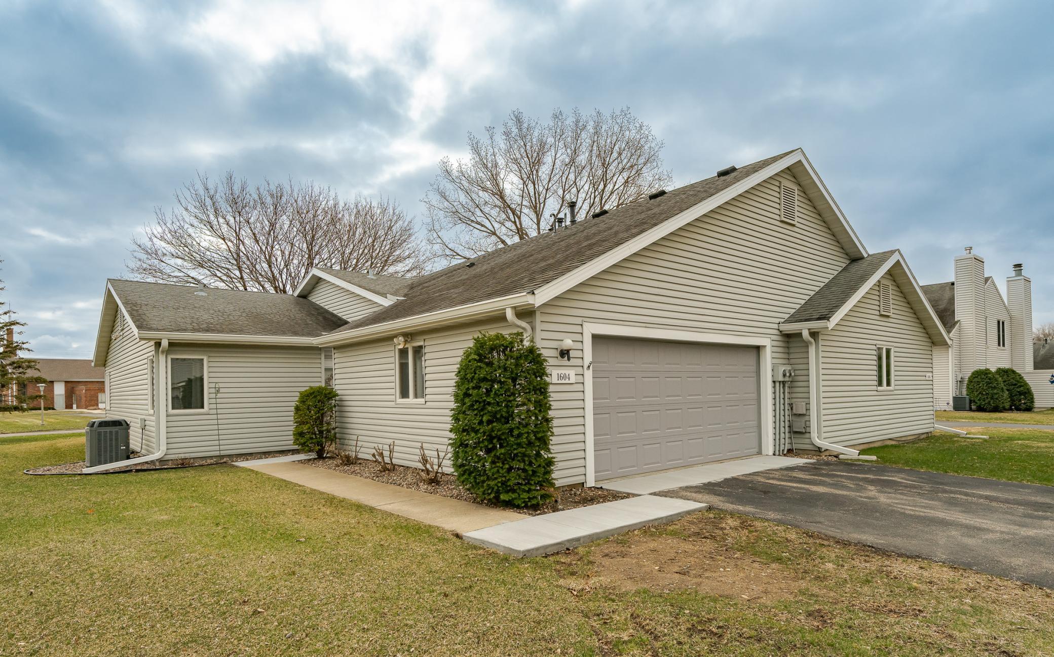 1604 10th Avenue SE Unit 41, Rochester MN 55904