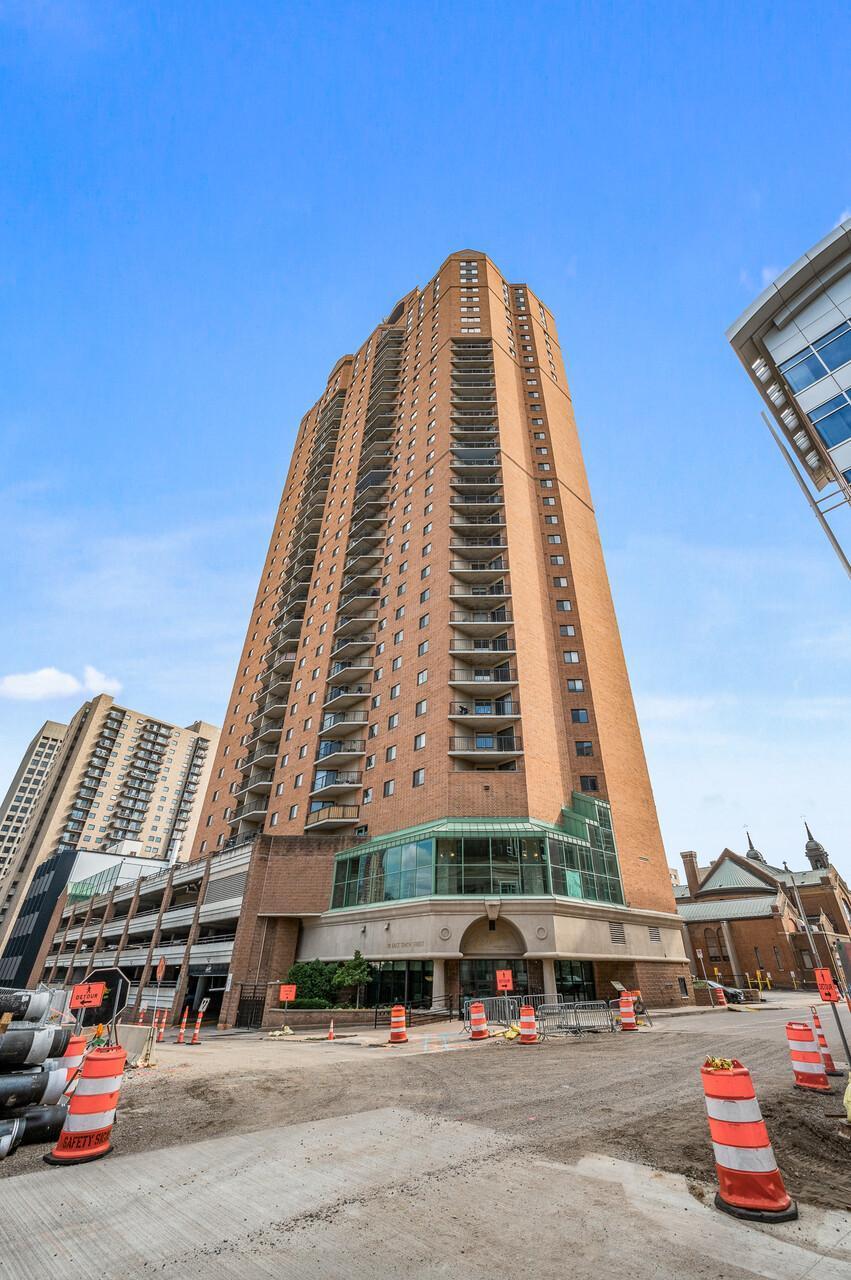 78 10th Street E Unit 2901, Saint Paul MN 55101