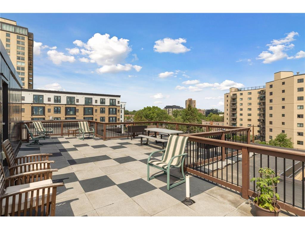 3150 Excelsior Boulevard Unit 313, Minneapolis MN 55416