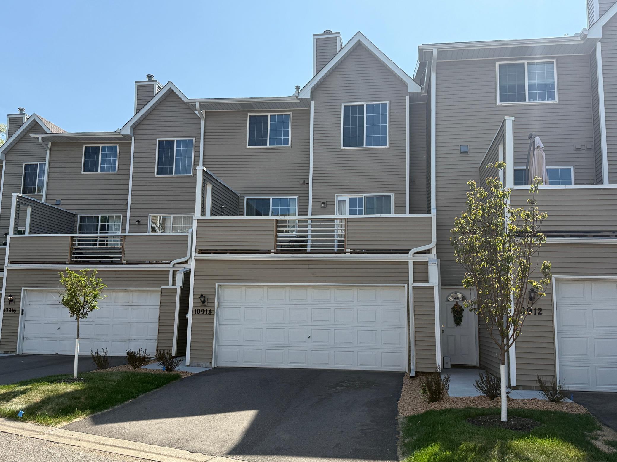 10914 Johnson Street NE Unit 7, Blaine MN 55434