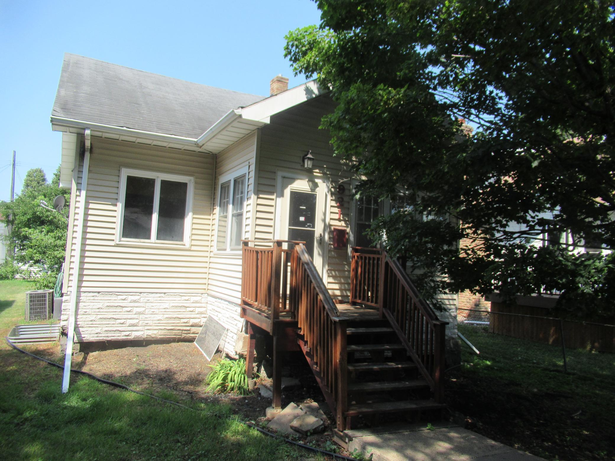 921 20th Avenue SE, Minneapolis MN 55414