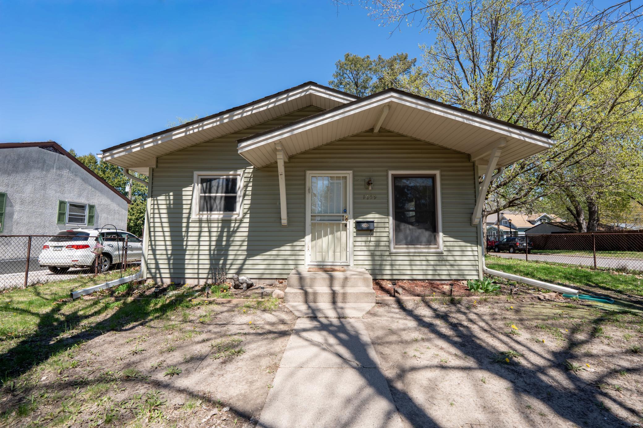 1659 Case Avenue, Saint Paul MN 55106
