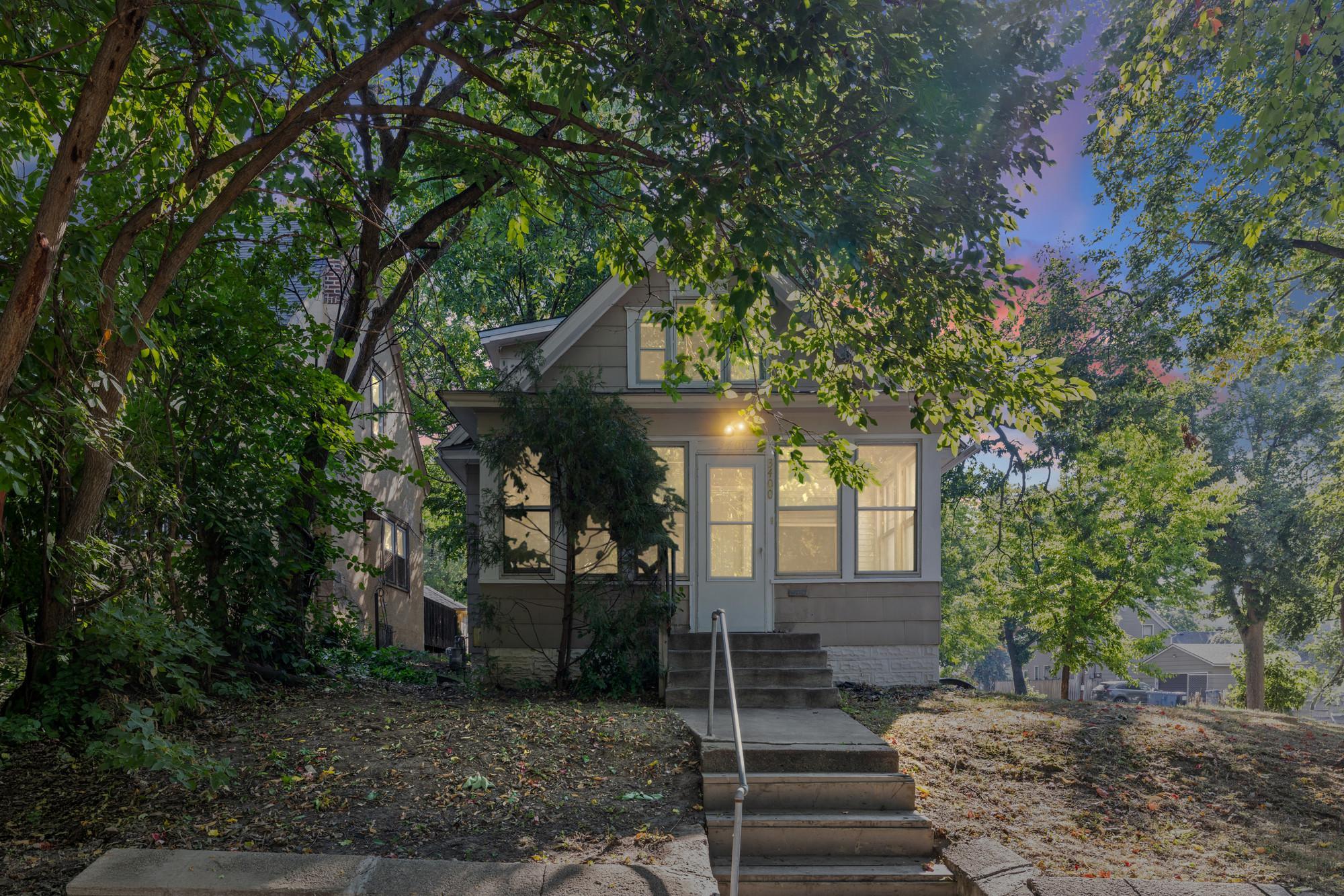 3400 Aldrich Avenue N, Minneapolis MN 55412