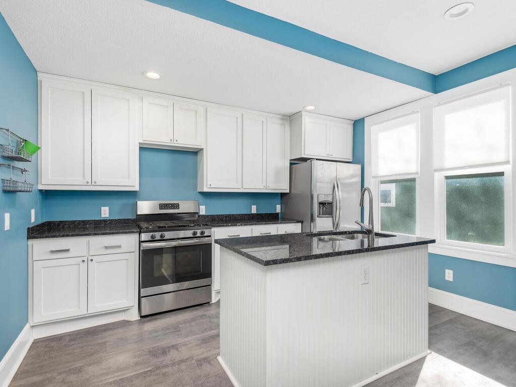 2517 Sheridan Avenue N, Minneapolis MN 55411