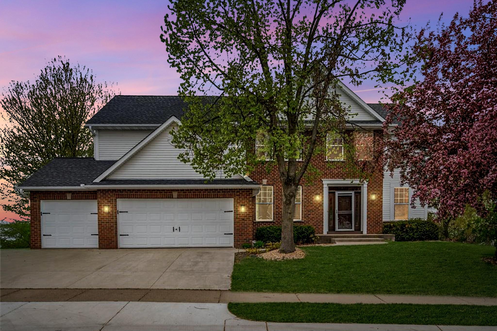 16555 77th Circle N, Maple Grove MN 55311