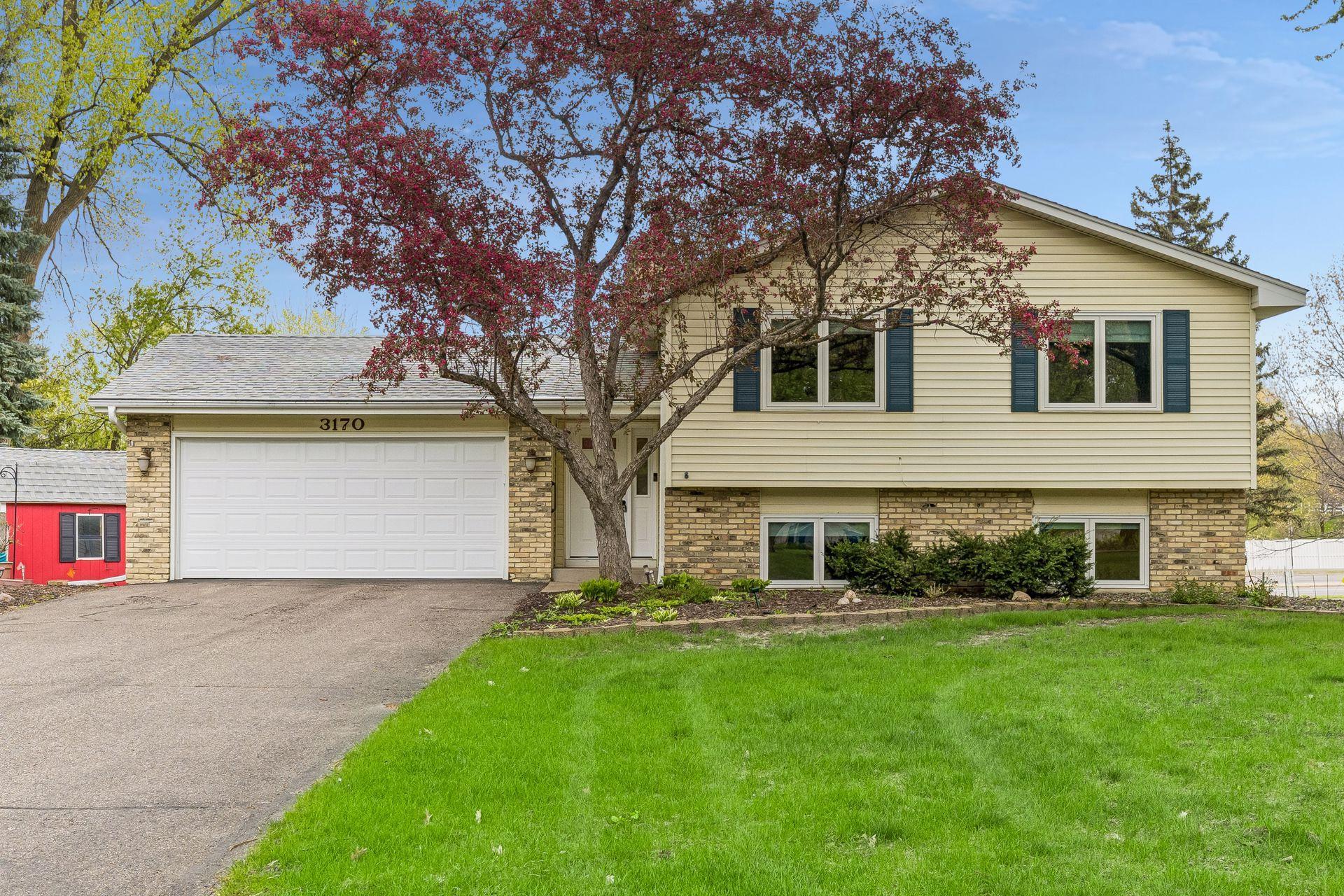 3170 Queensland Lane N, Plymouth MN 55447