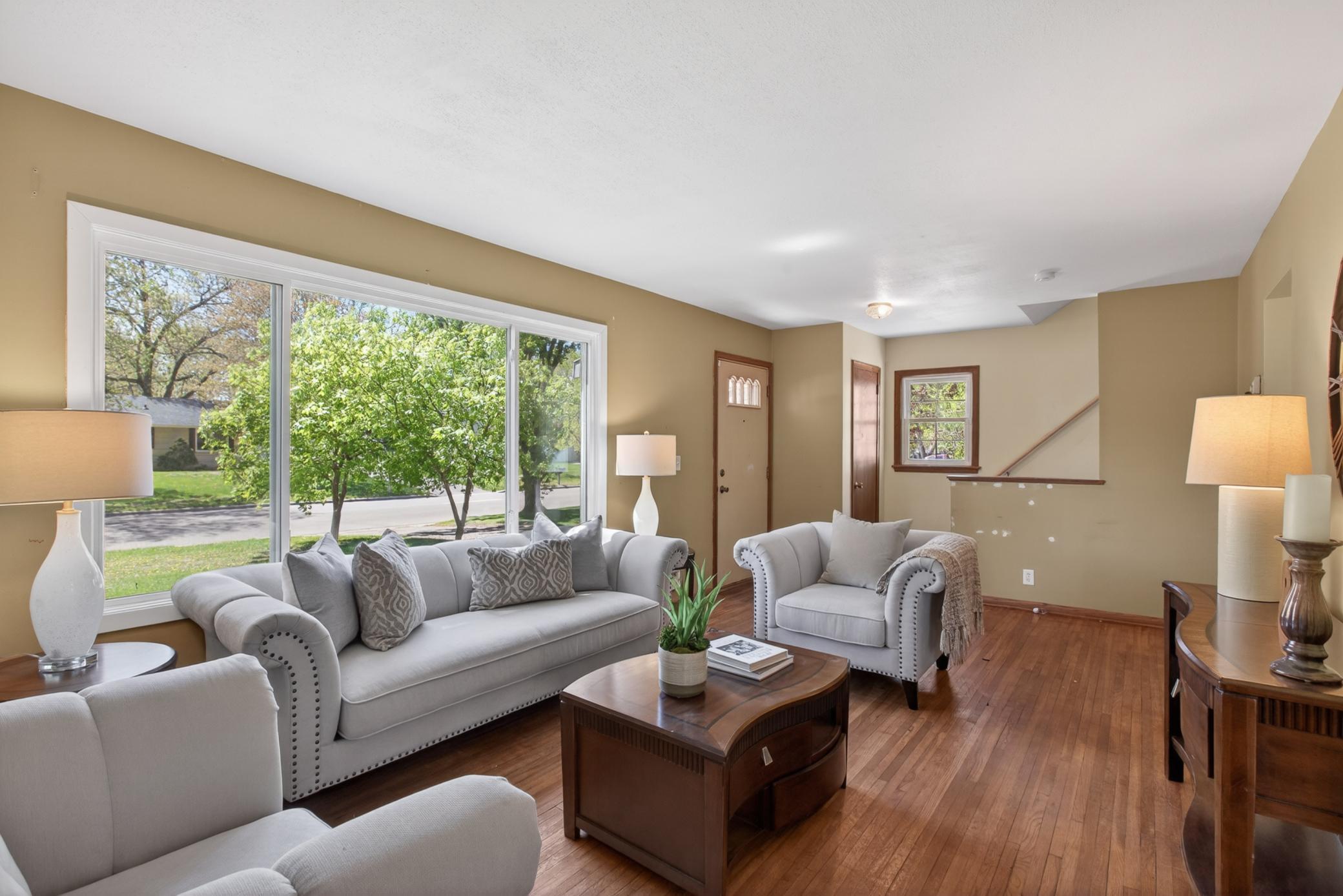 373 105th Avenue NE, Blaine MN 55434