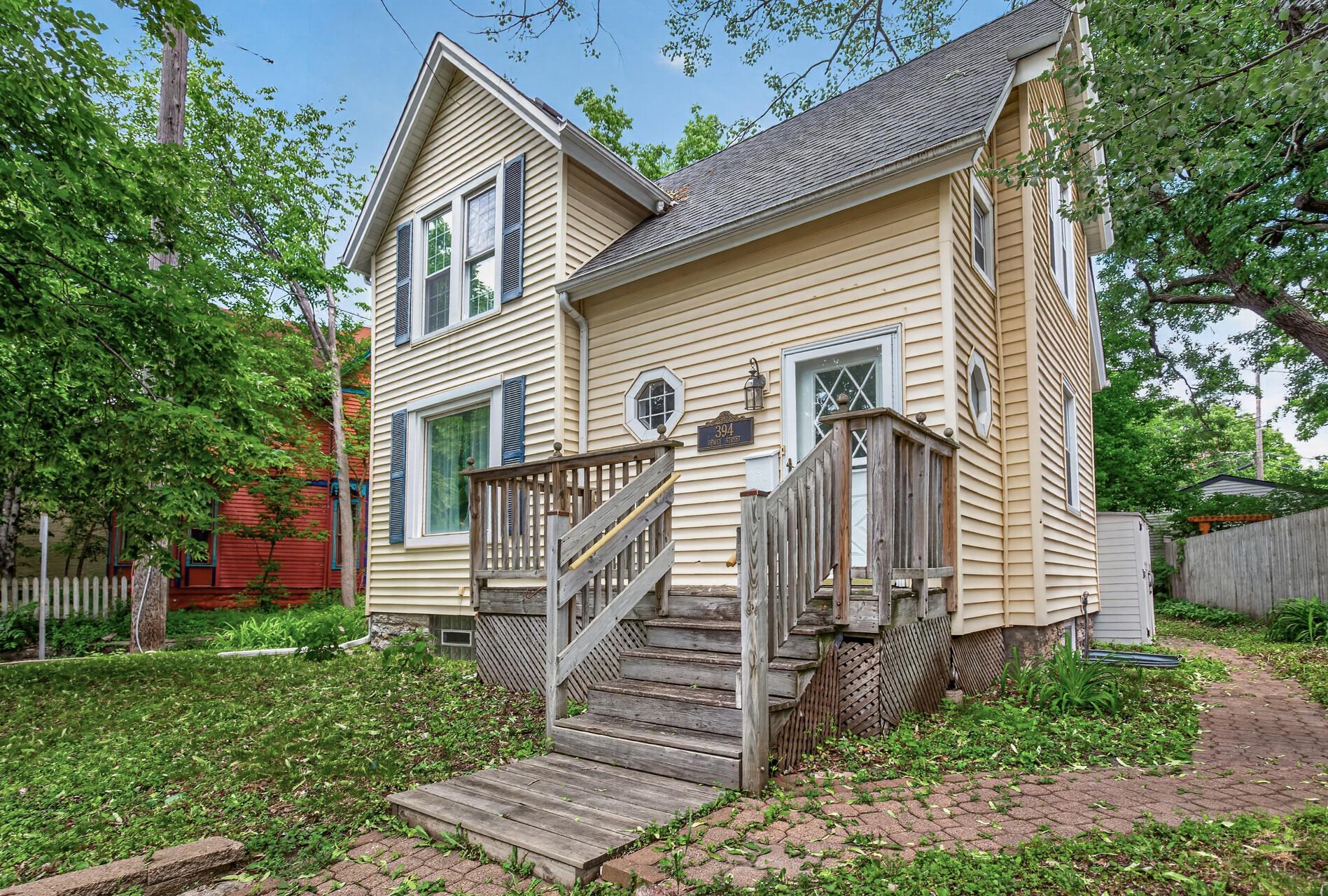 394 Dewey Street, Saint Paul MN 55104