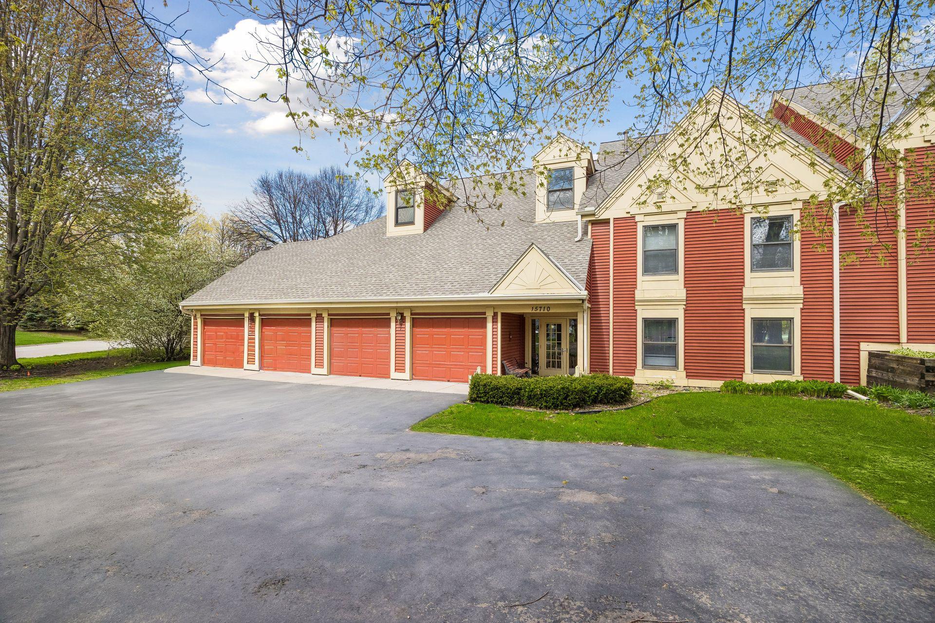 15710 26th Avenue N Unit D, Plymouth MN 55447