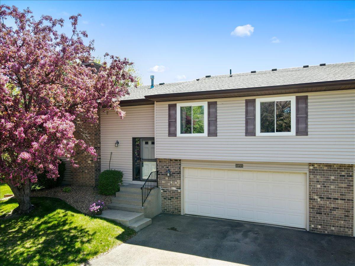 14727 94th Place N, Maple Grove MN 55369