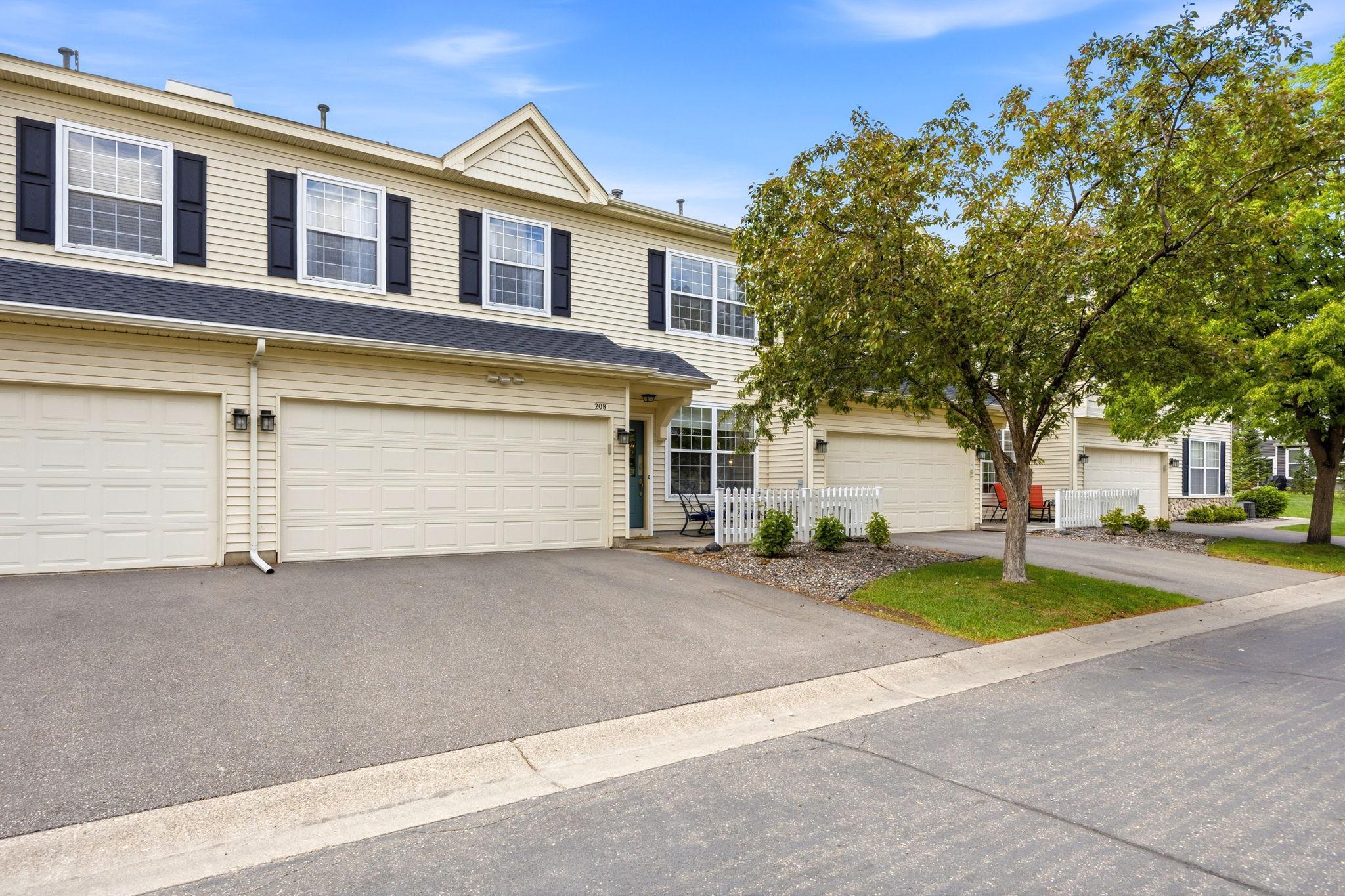 13730 54th Avenue N Unit 208, Plymouth MN 55446
