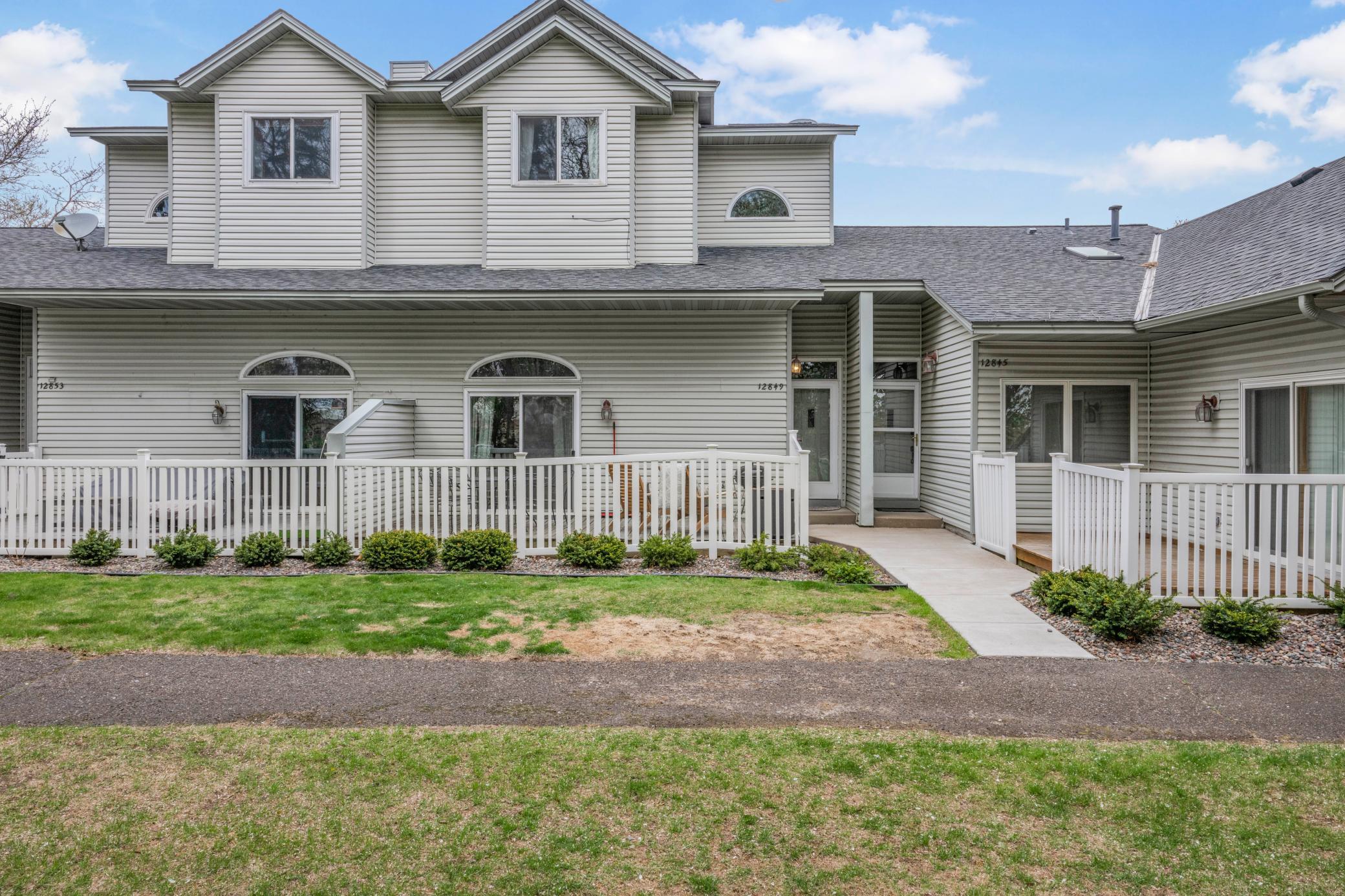 12849 82nd Place N, Maple Grove MN 55369