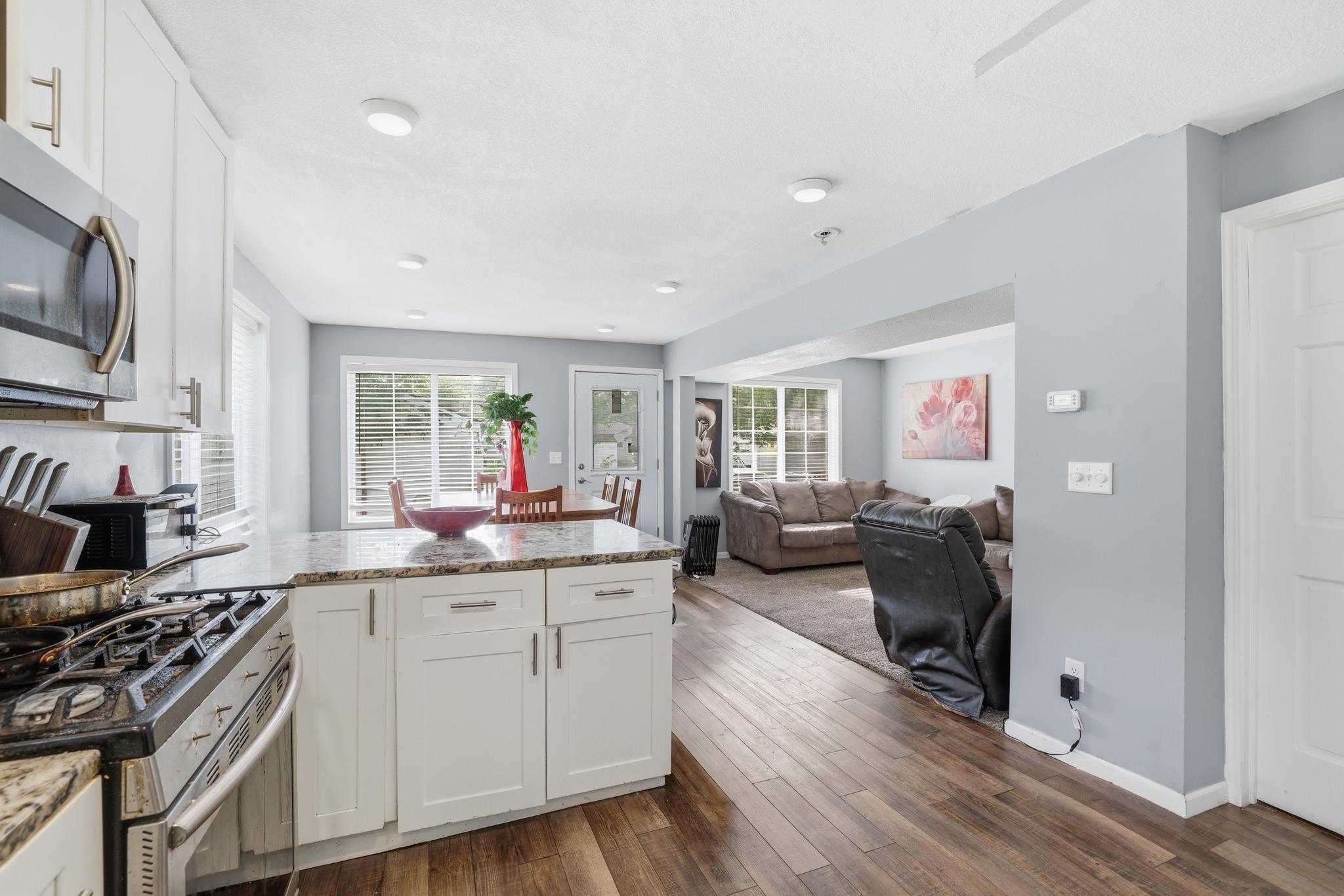 4623 Dupont Avenue N, Minneapolis MN 55412