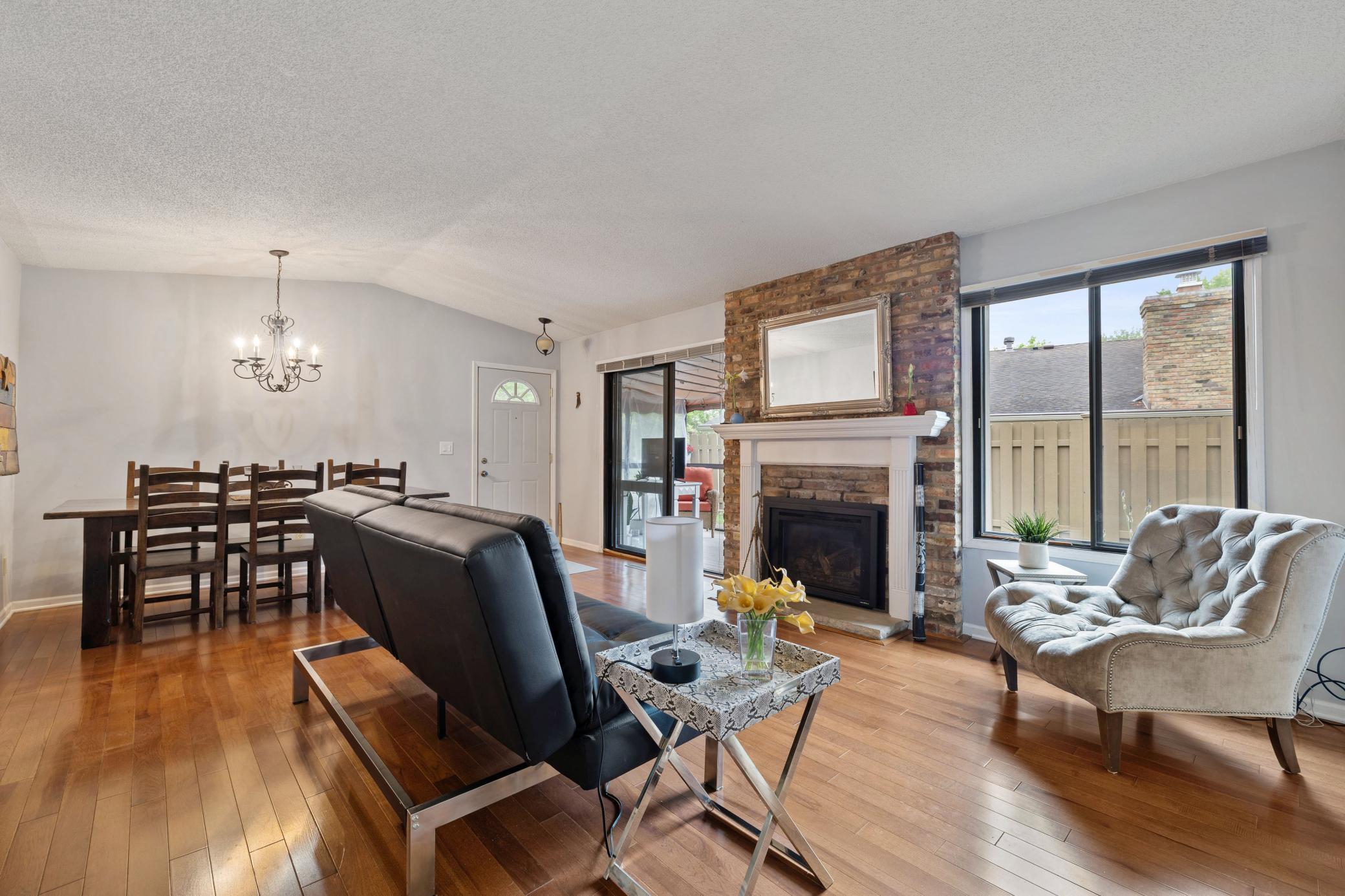 2252 Country Lane, Minnetonka MN 55305